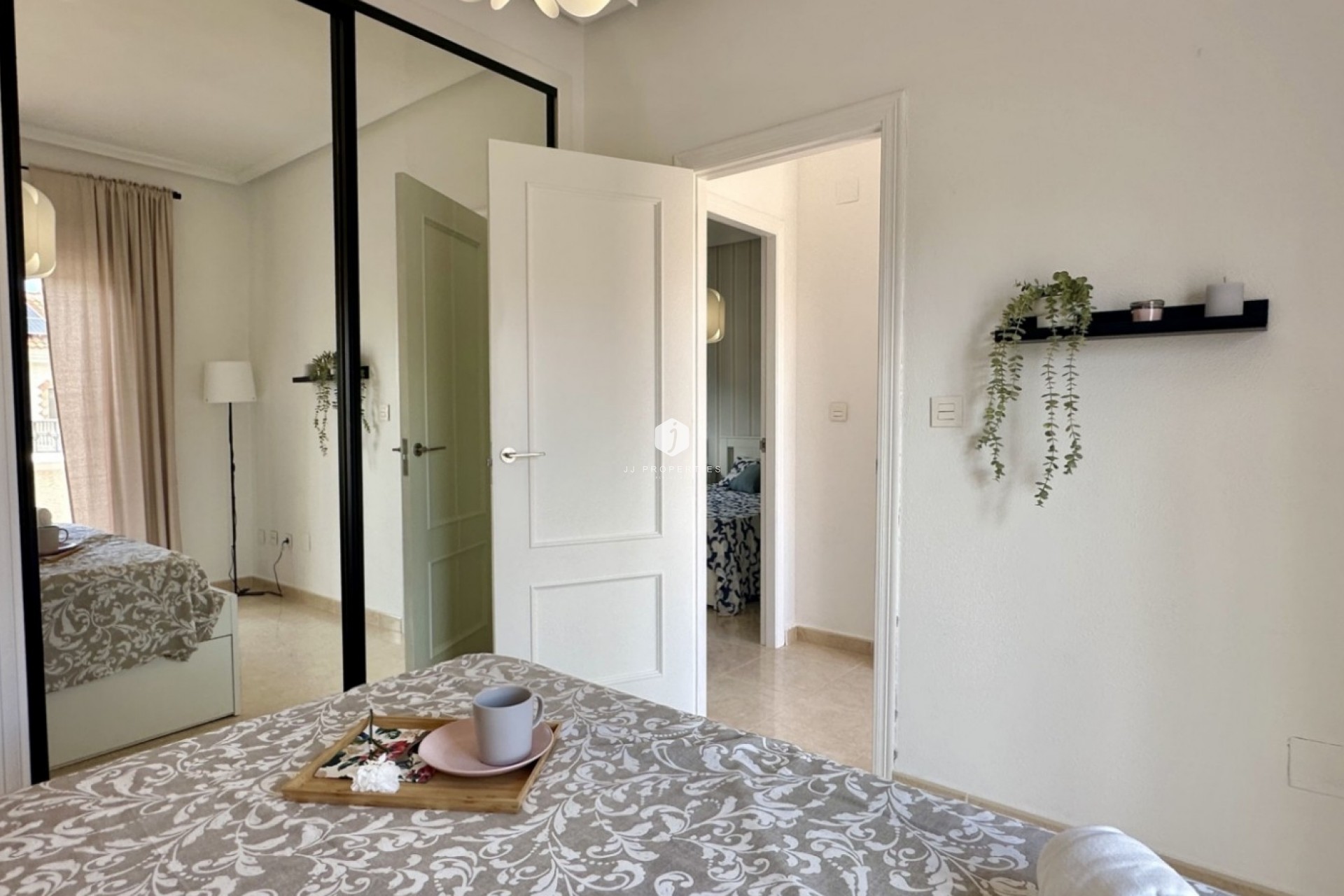 Tweedehands - Chalet -
San Miguel de Salinas - Inland