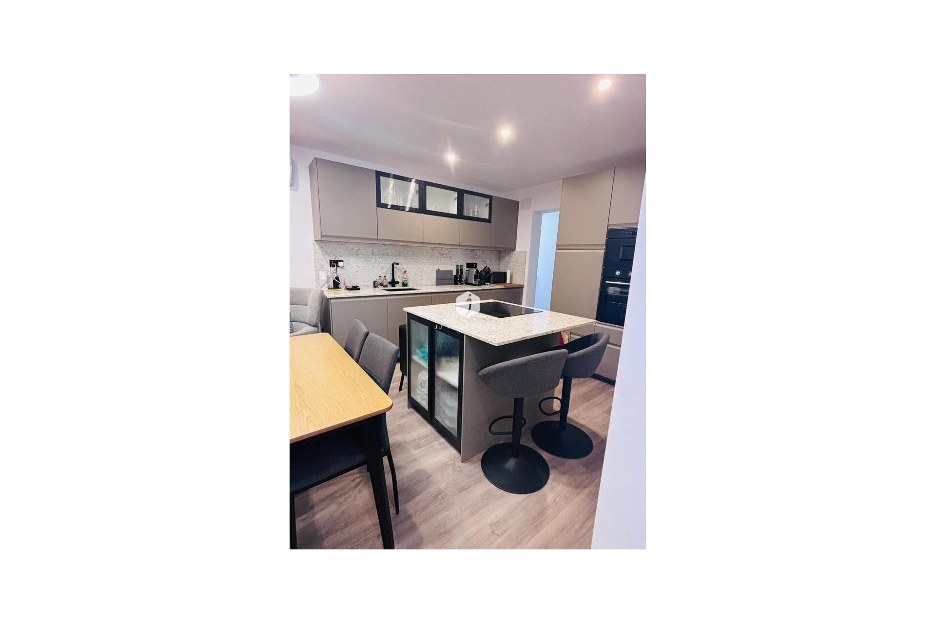 Tweedehands - Chalet -
San Miguel de Salinas - Inland