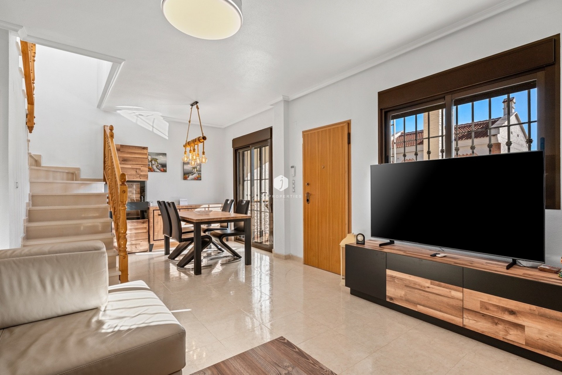 Tweedehands - Chalet -
San Miguel de Salinas - Inland