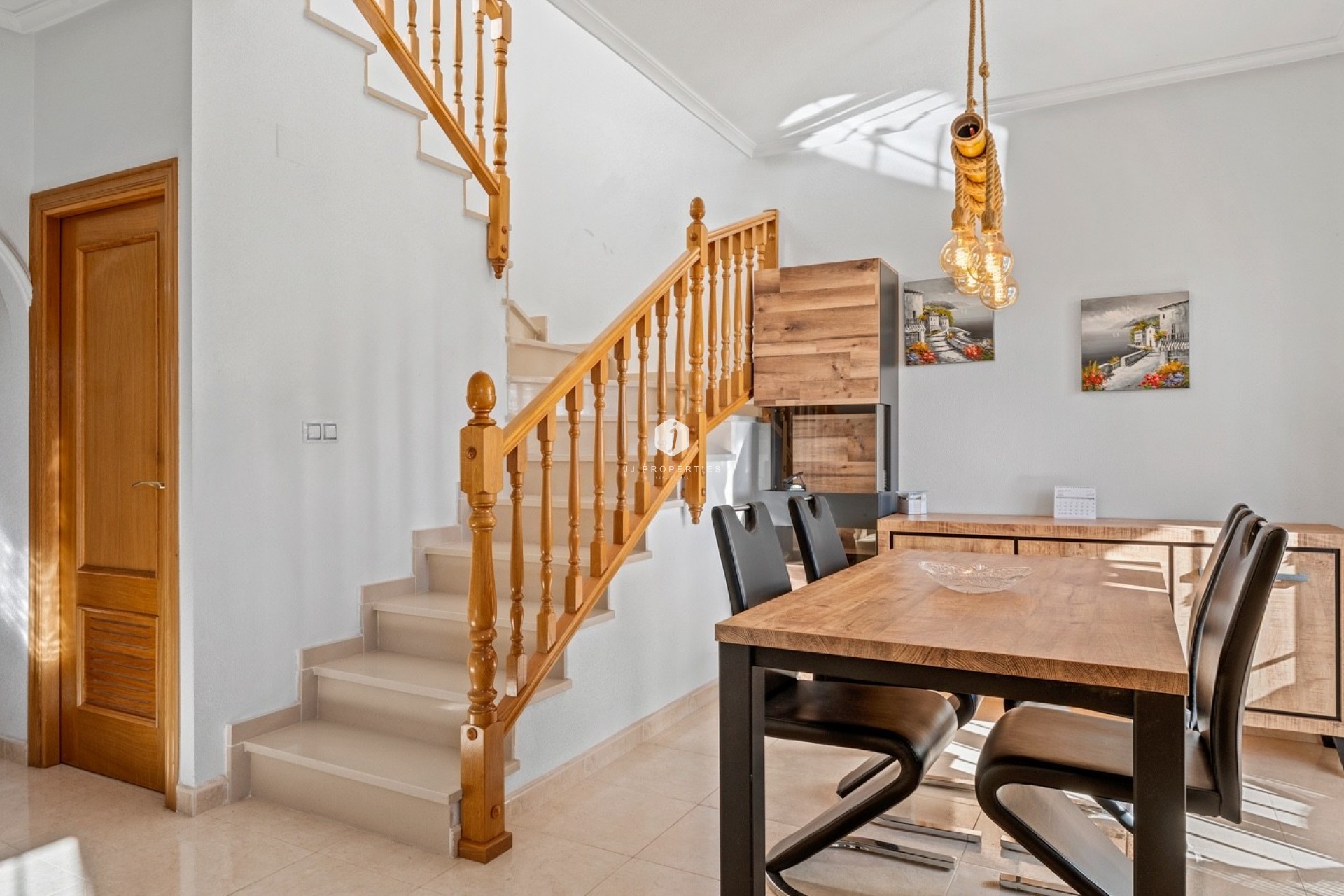 Tweedehands - Chalet -
San Miguel de Salinas - Inland