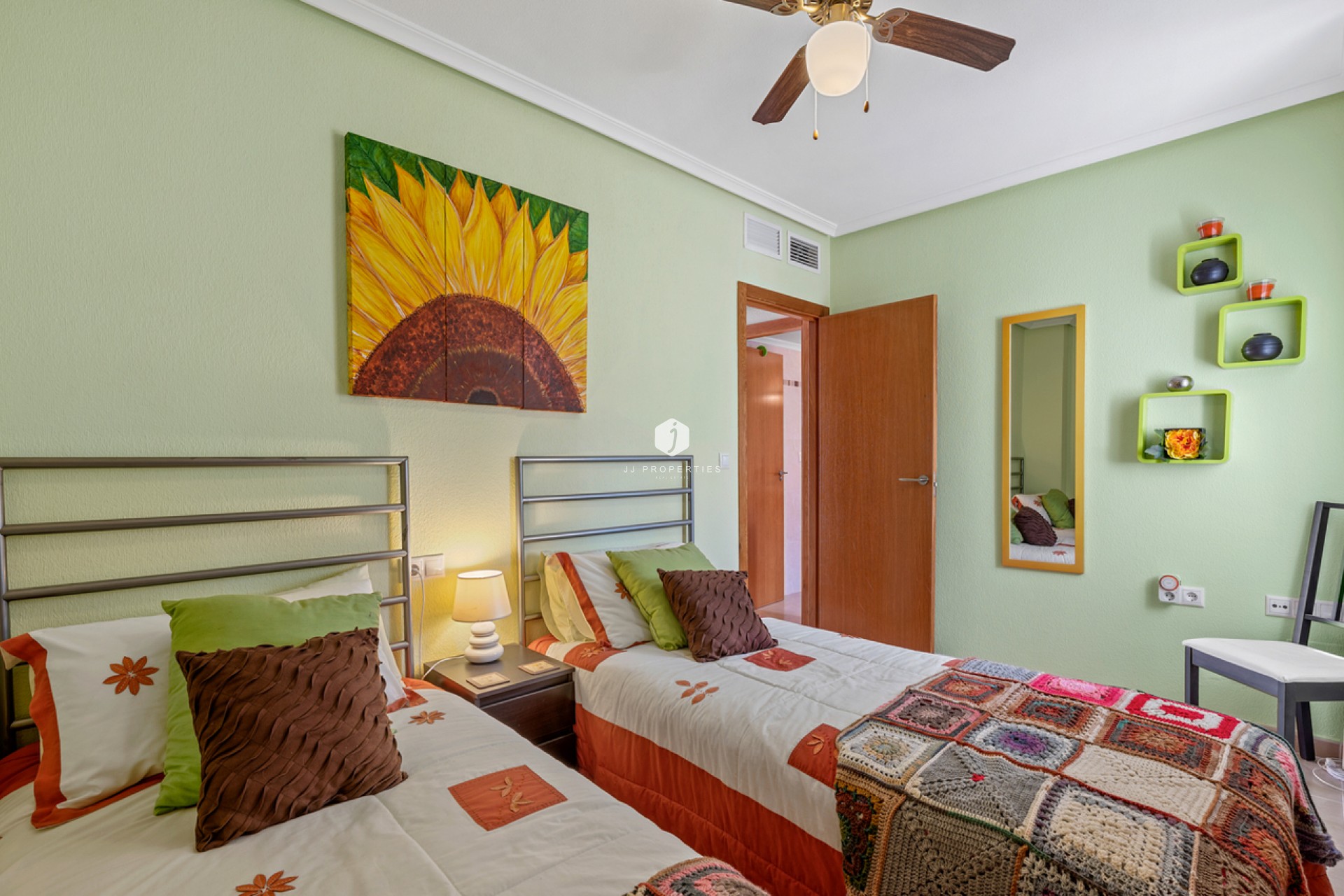 Tweedehands - Chalet -
San Miguel de Salinas - Inland
