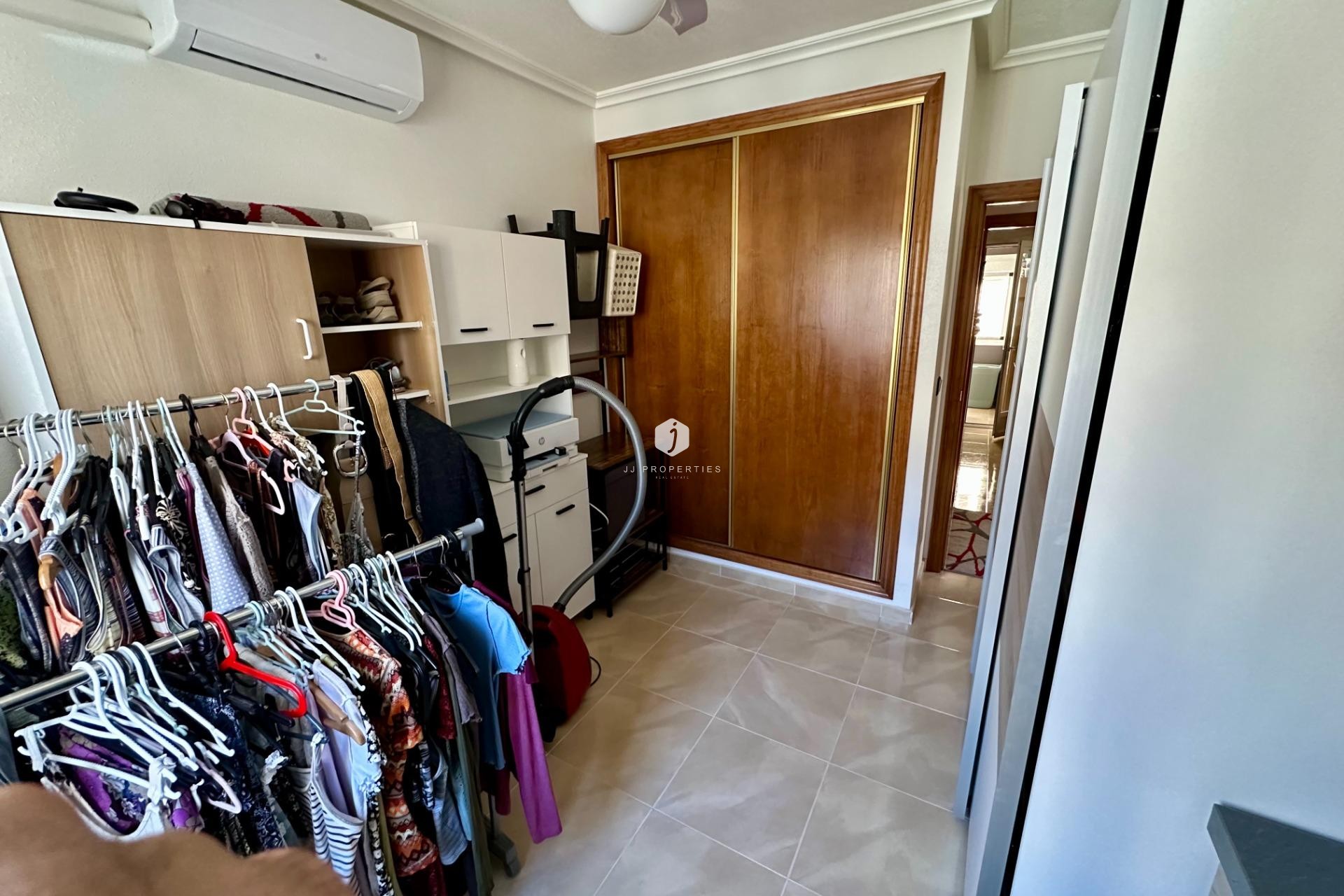 Tweedehands - Chalet -
San Miguel de Salinas - Residencial Los Flamencos