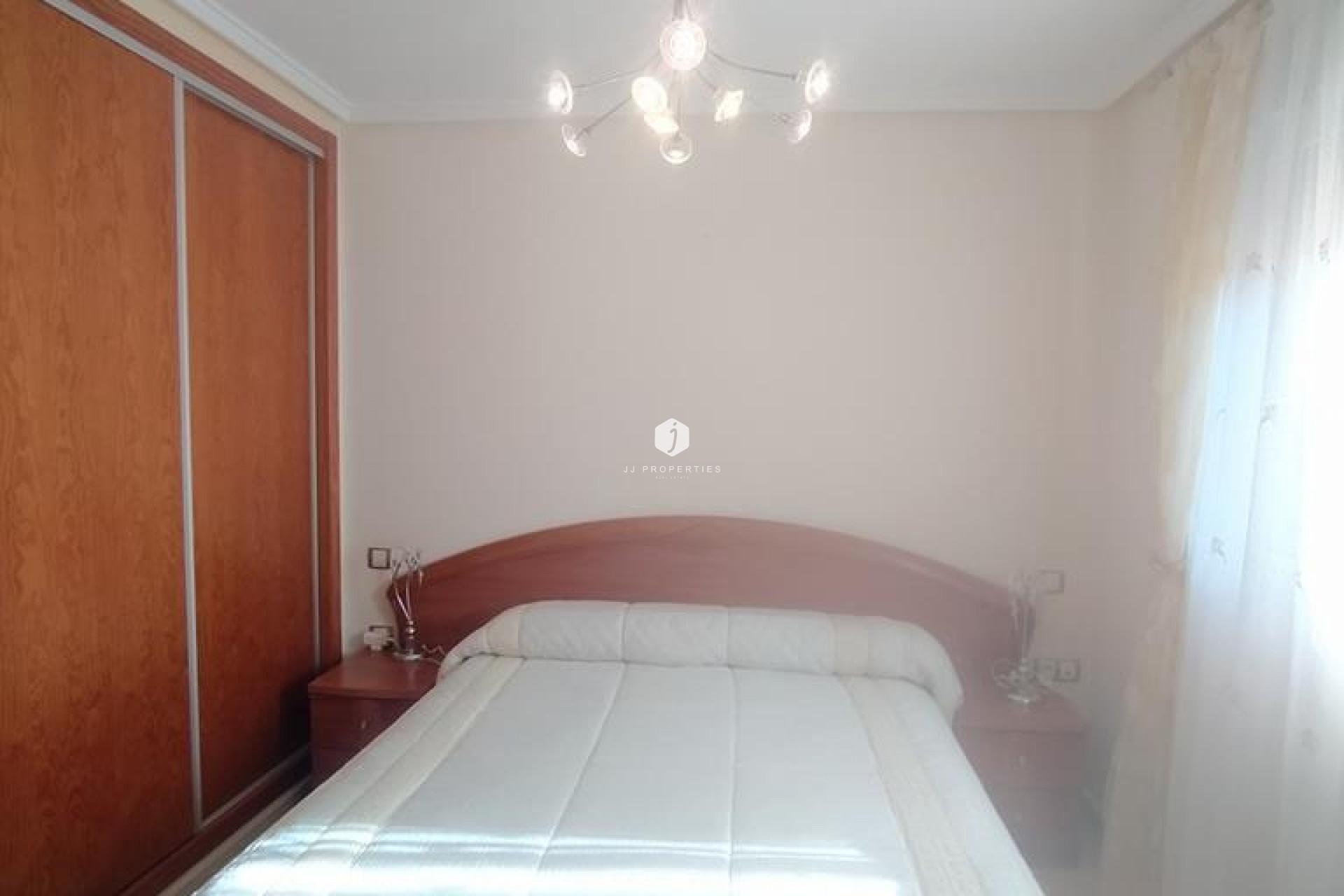 Tweedehands - Chalet -
Torrevieja - AGUAS NUEVAS 25