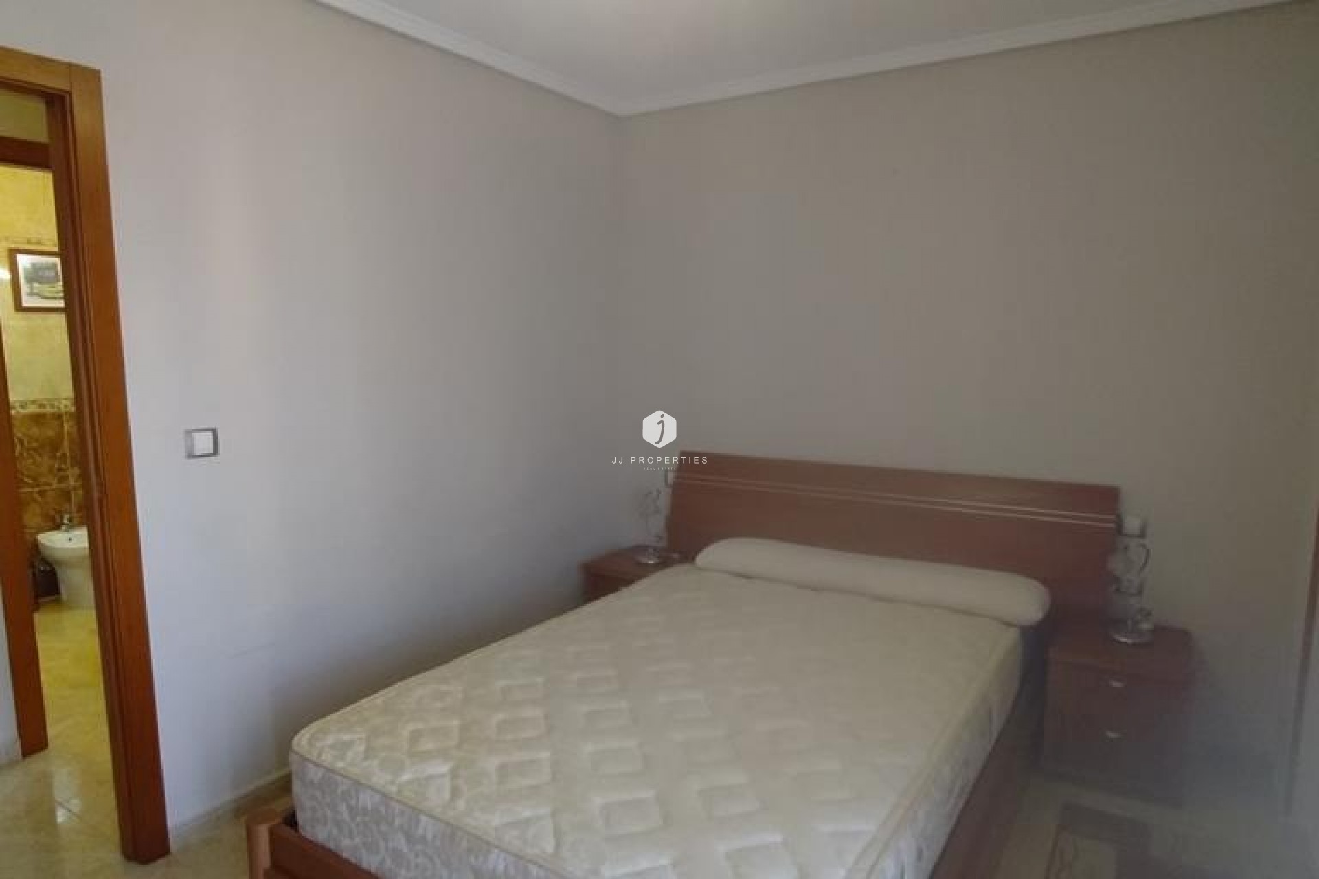 Tweedehands - Chalet -
Torrevieja - AGUAS NUEVAS 25