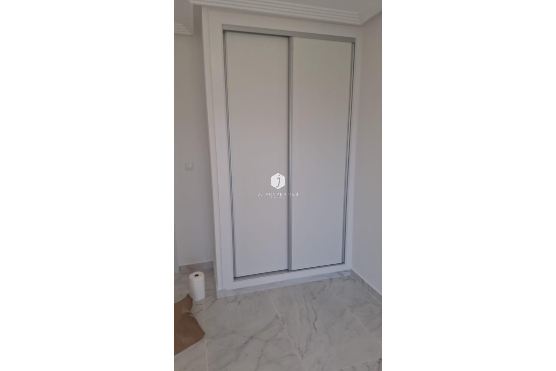 Tweedehands - Chalet -
Torrevieja - aguas nuevas