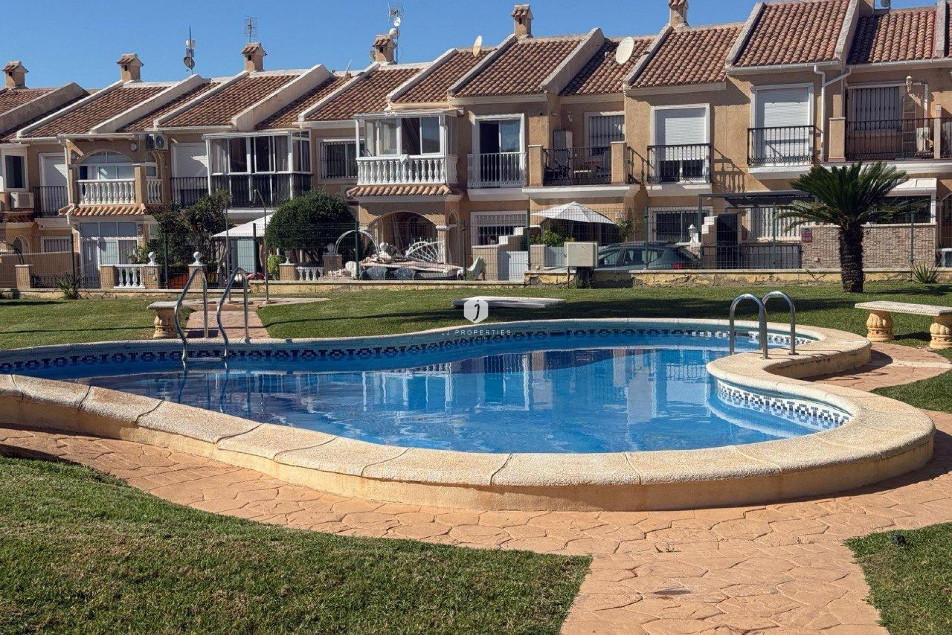 Tweedehands - Chalet -
Torrevieja - aguas nuevas