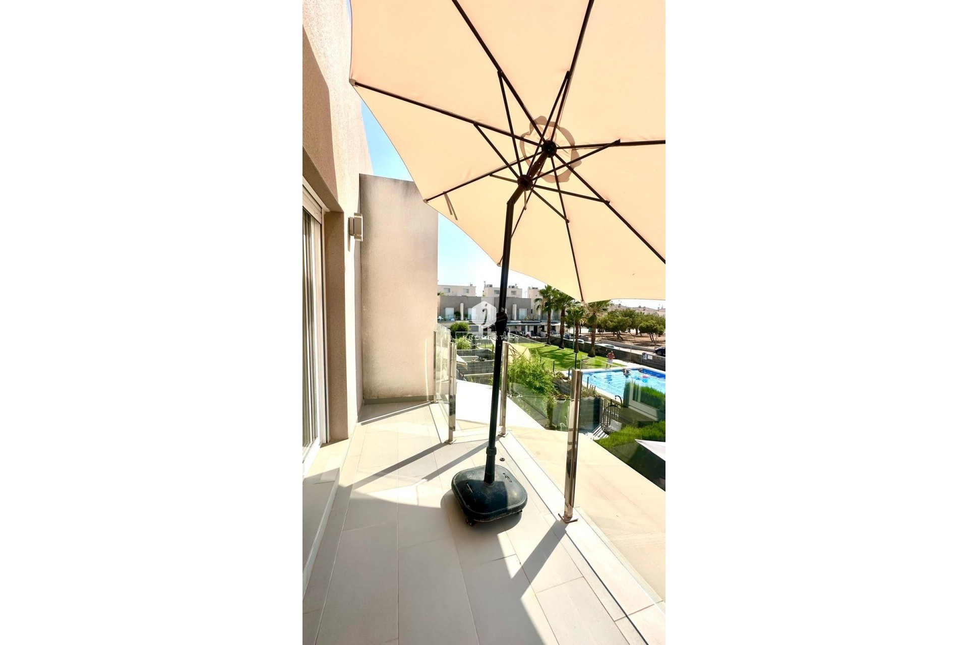 Tweedehands - Chalet -
Torrevieja - aguas nuevas