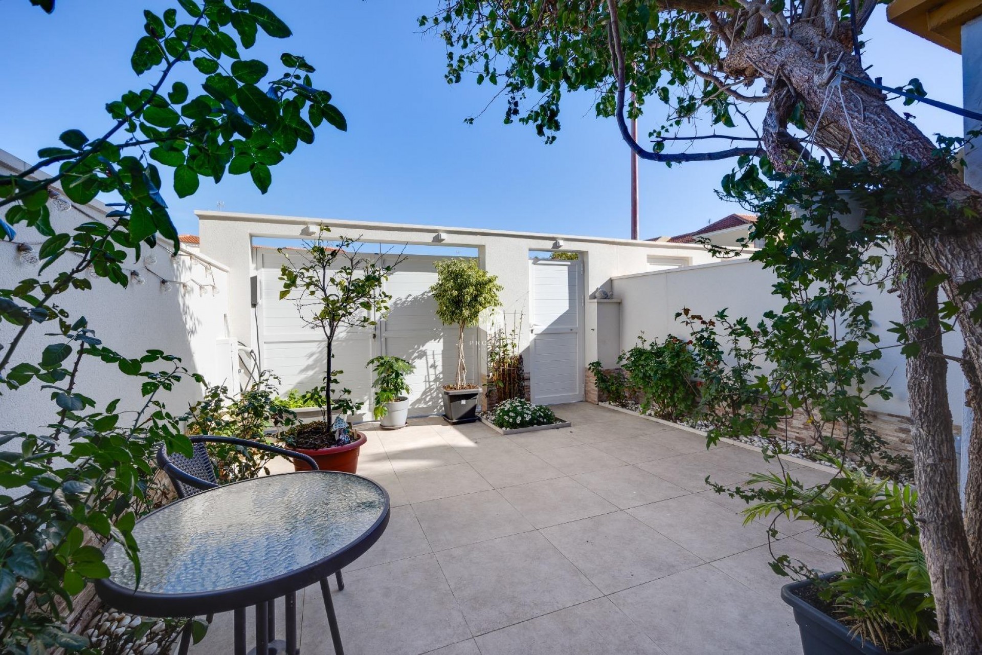 Tweedehands - Chalet -
Torrevieja - aguas nuevas