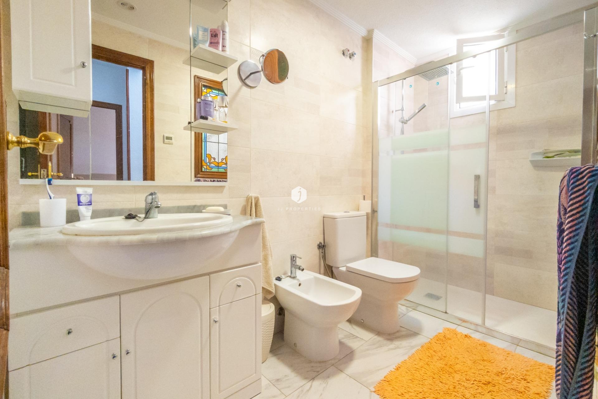 Tweedehands - Chalet -
Torrevieja - Cabo cervera