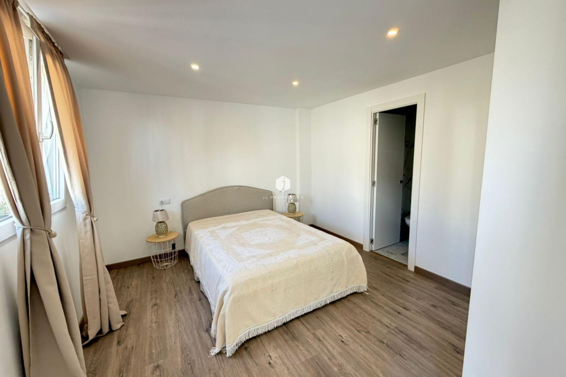 Tweedehands - Chalet -
Torrevieja - Cabo cervera