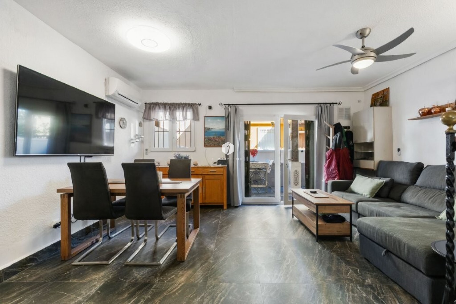 Tweedehands - Chalet -
Torrevieja - Cabo cervera