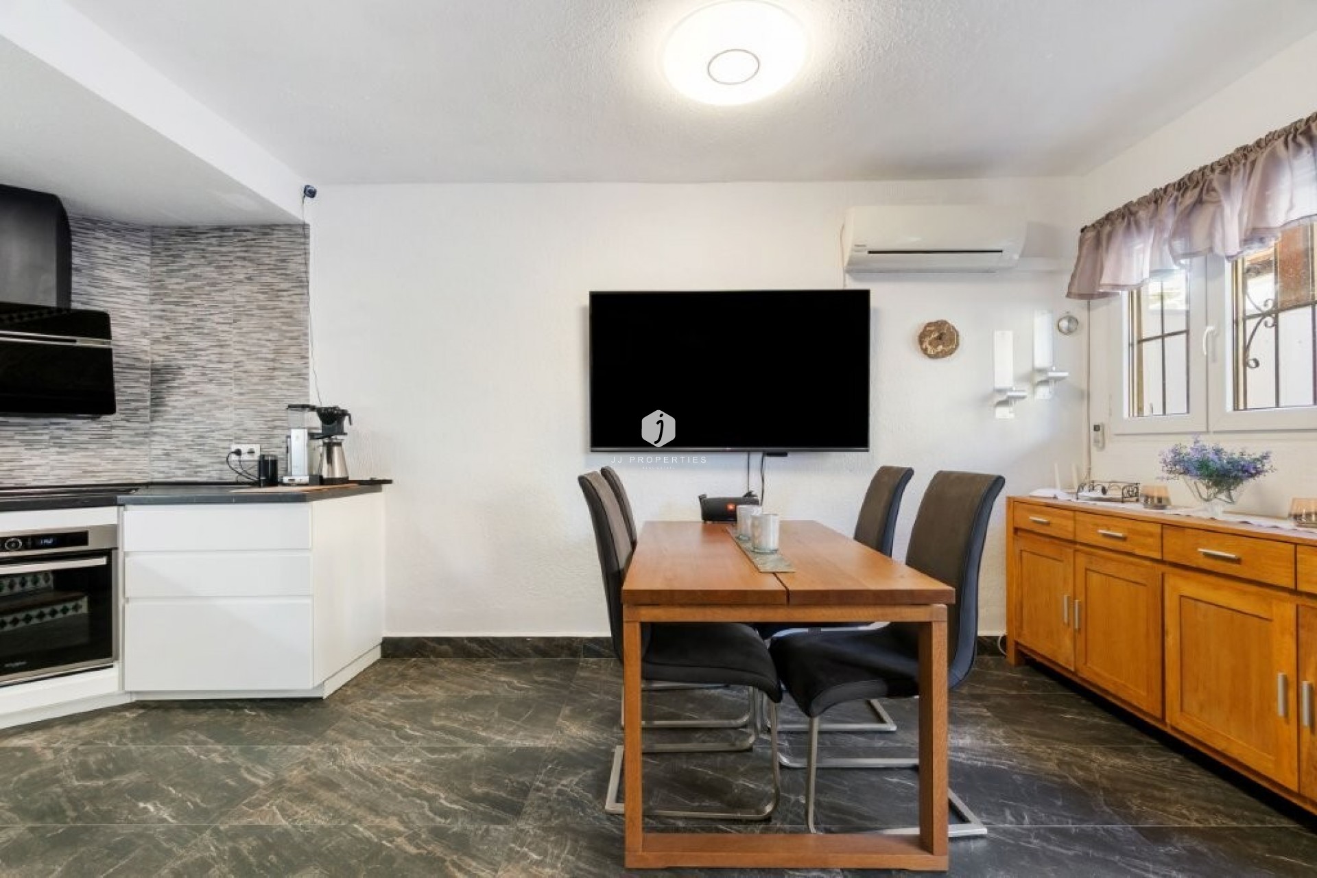 Tweedehands - Chalet -
Torrevieja - Cabo cervera