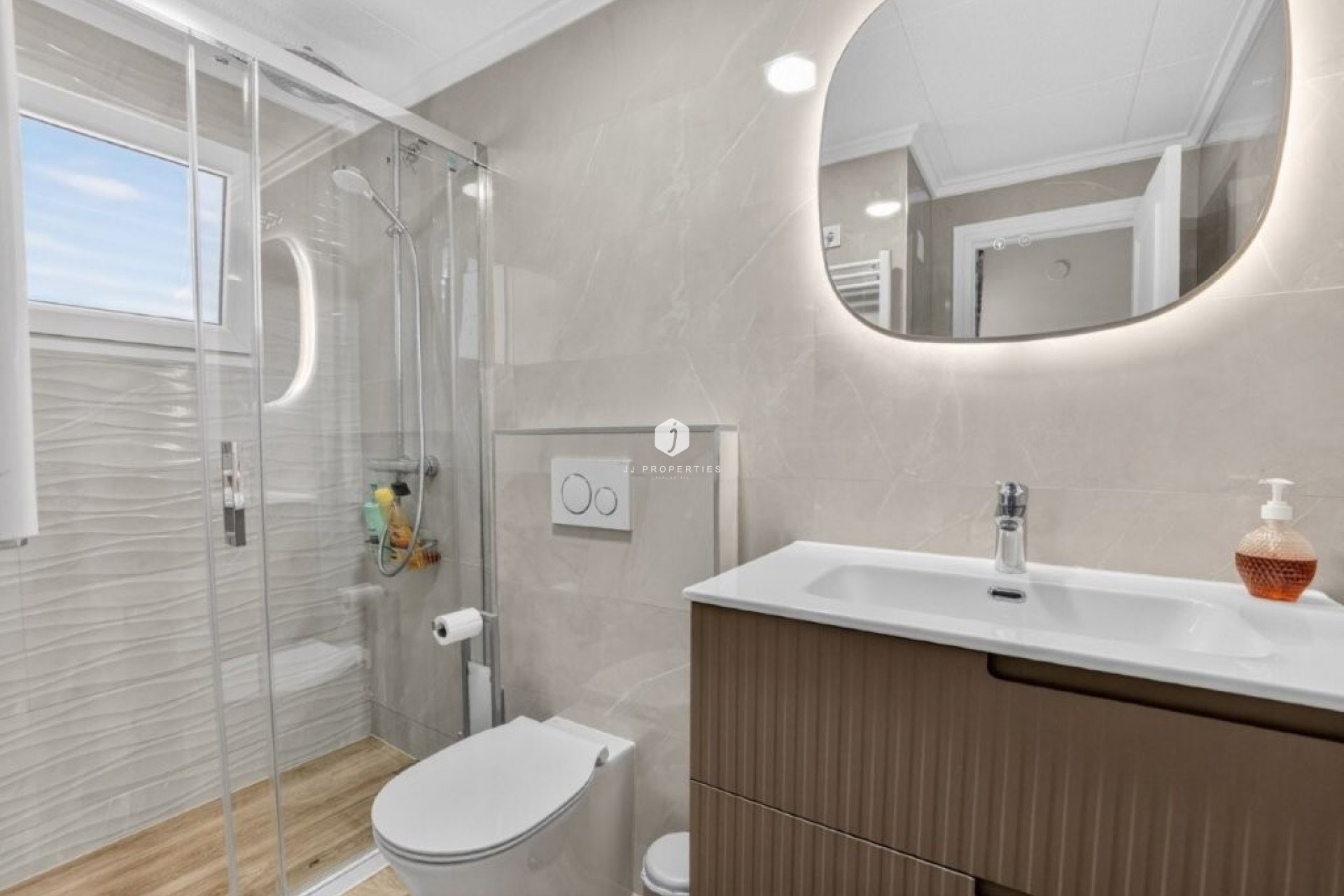 Tweedehands - Chalet -
Torrevieja - Cabo cervera