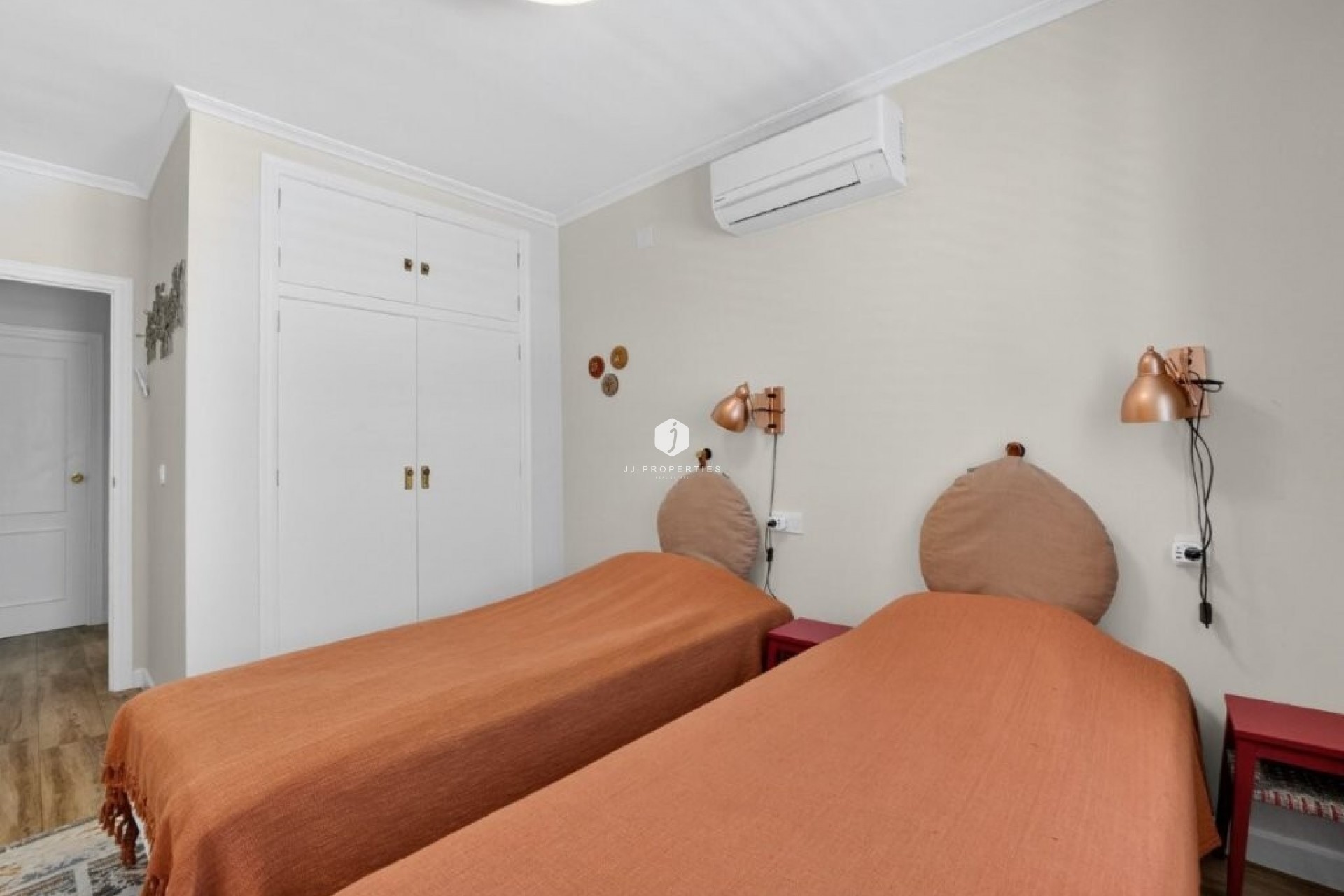 Tweedehands - Chalet -
Torrevieja - Cabo cervera
