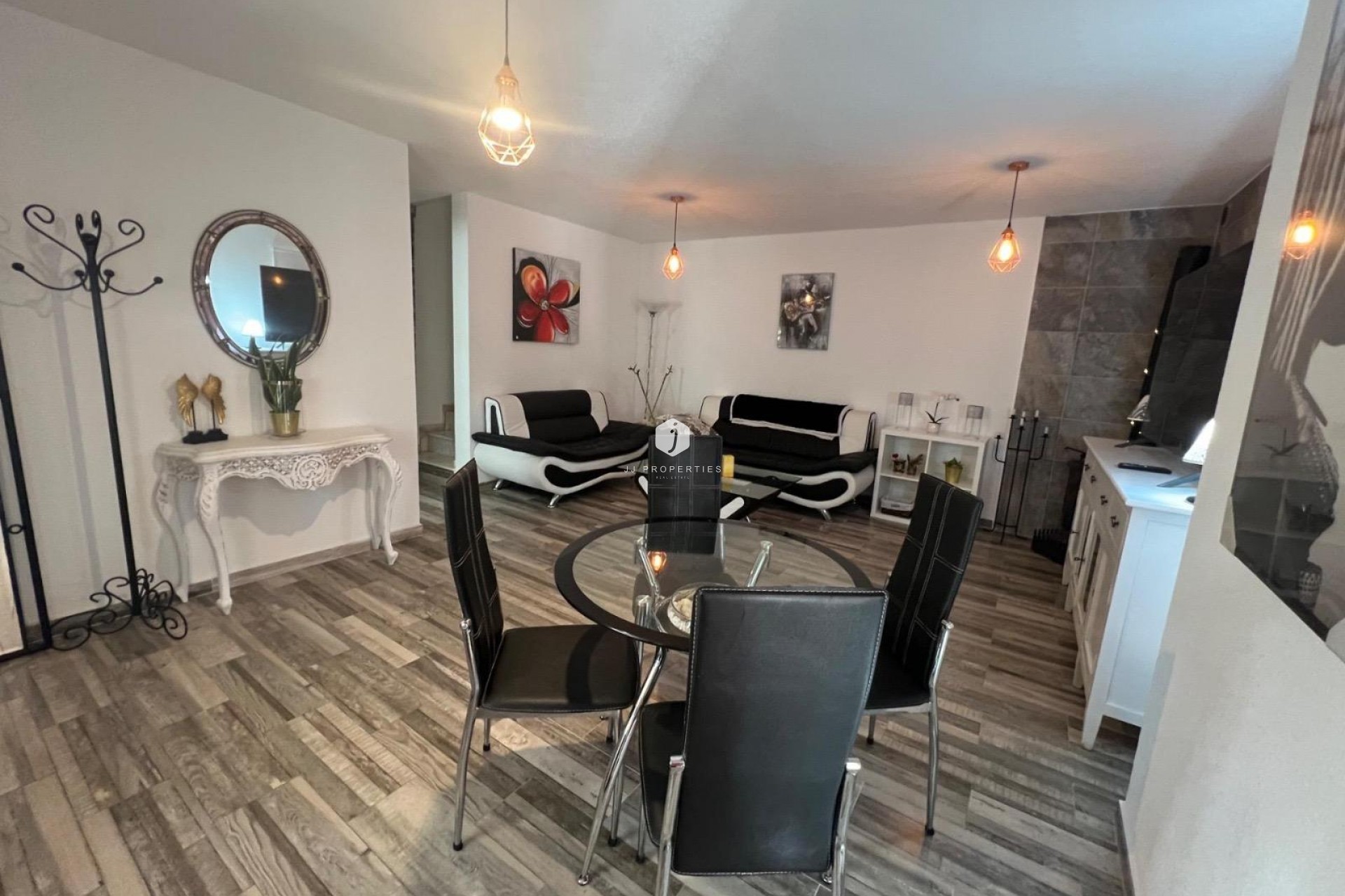 Tweedehands - Chalet -
Torrevieja - Calas blanca