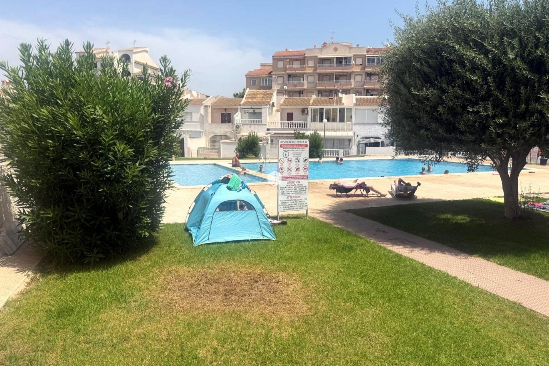 Tweedehands - Chalet -
Torrevieja - Calas blanca