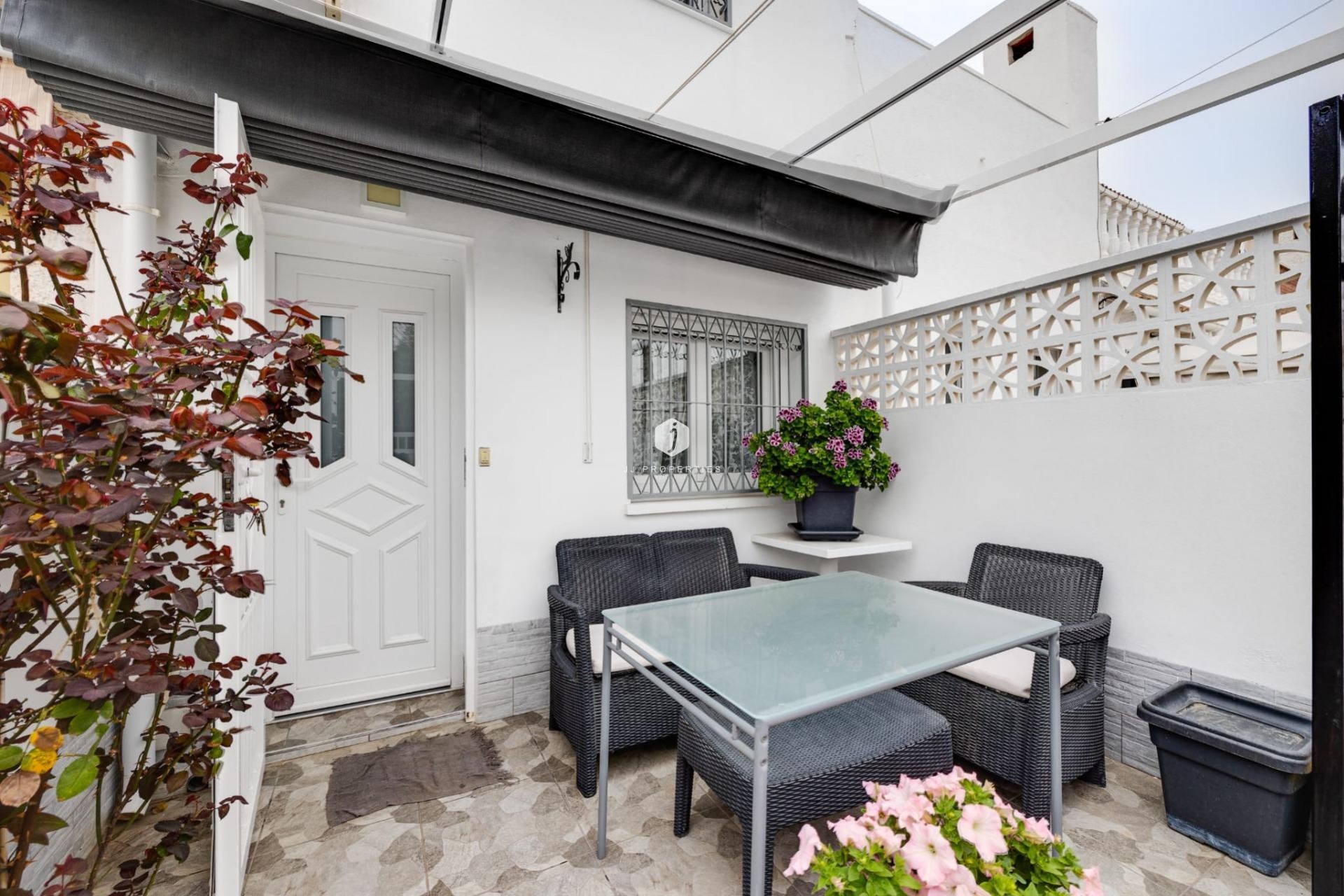 Tweedehands - Chalet -
Torrevieja - Calas blanca