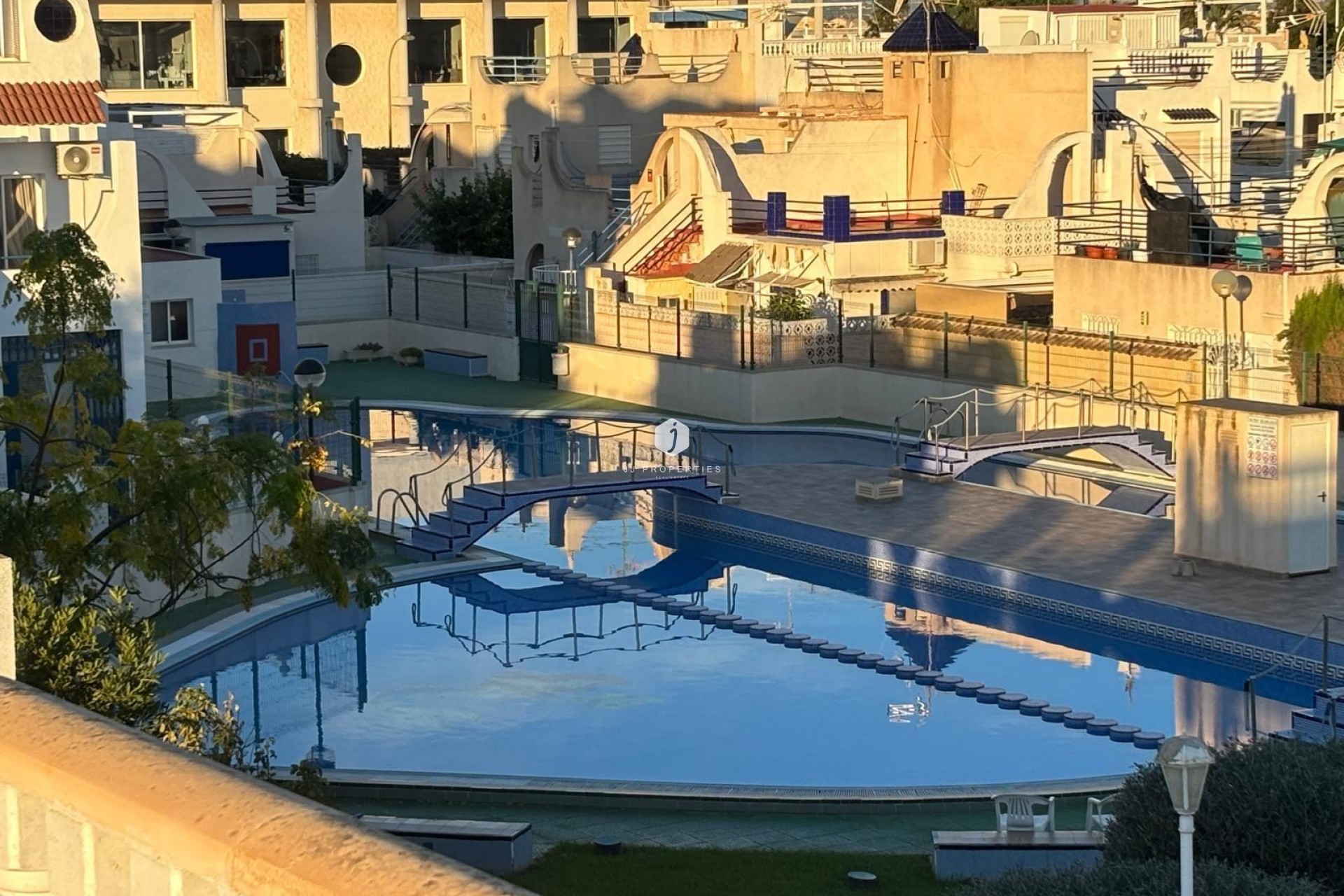 Tweedehands - Chalet -
Torrevieja - Carrefour