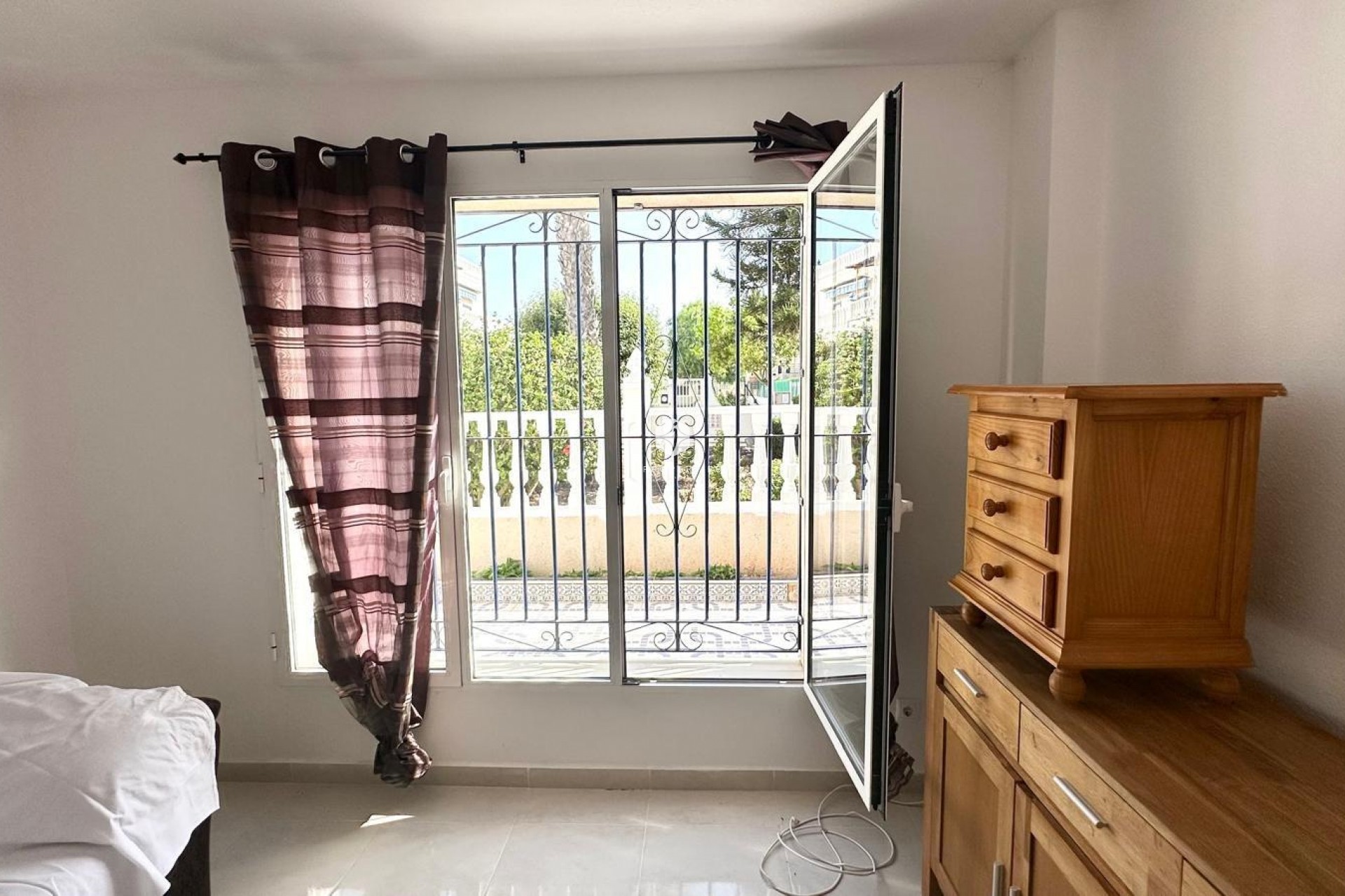 Tweedehands - Chalet -
Torrevieja - Carrefour