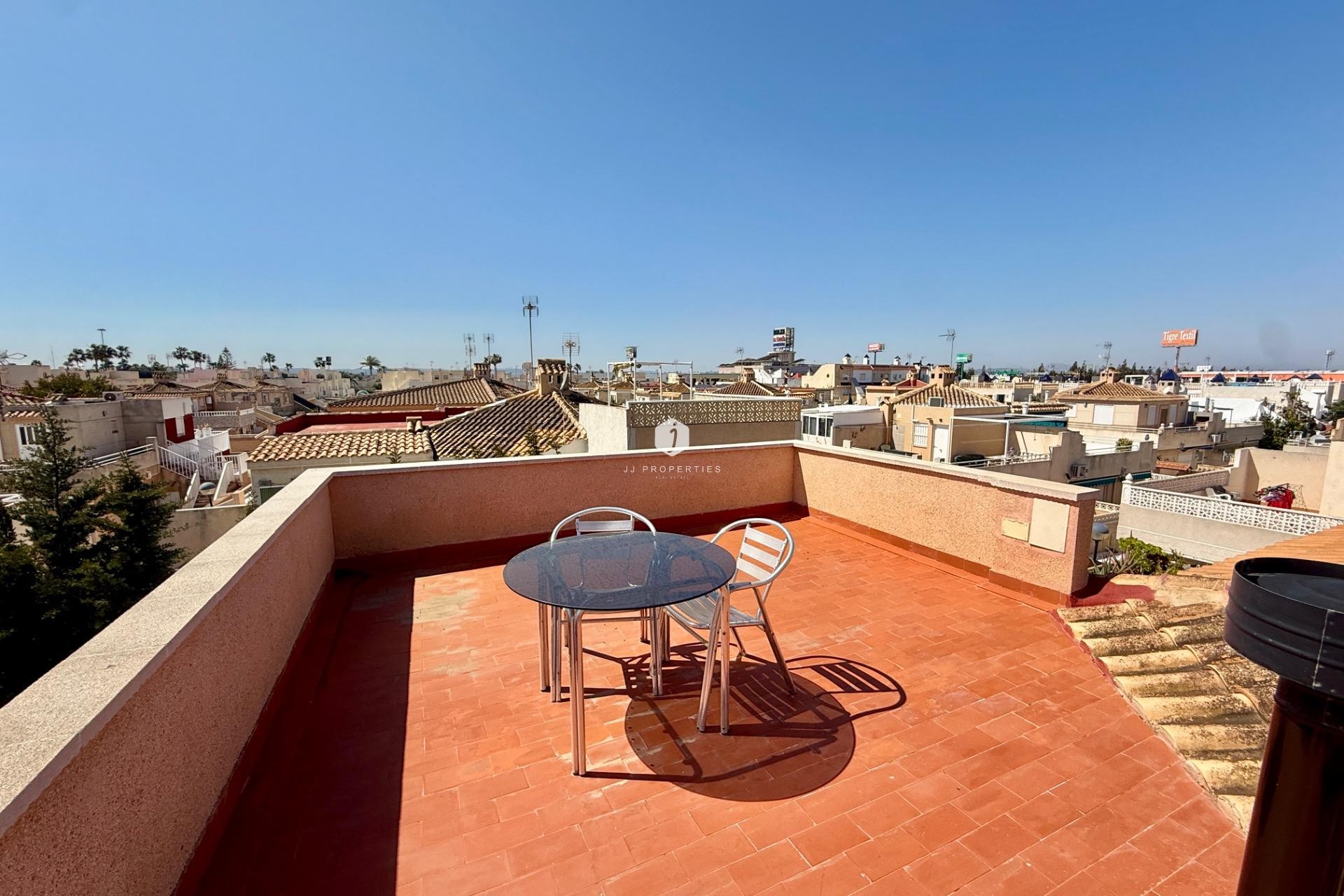 Tweedehands - Chalet -
Torrevieja - Carrefour