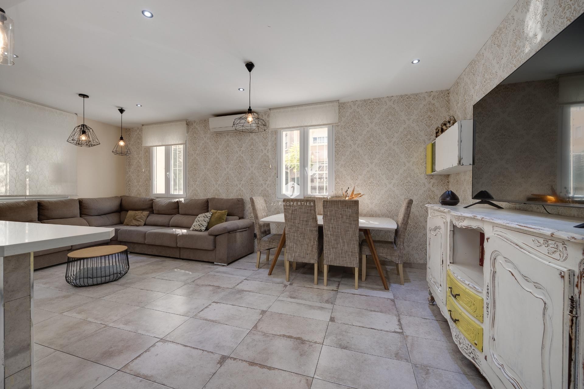 Tweedehands - Chalet -
Torrevieja - Centro