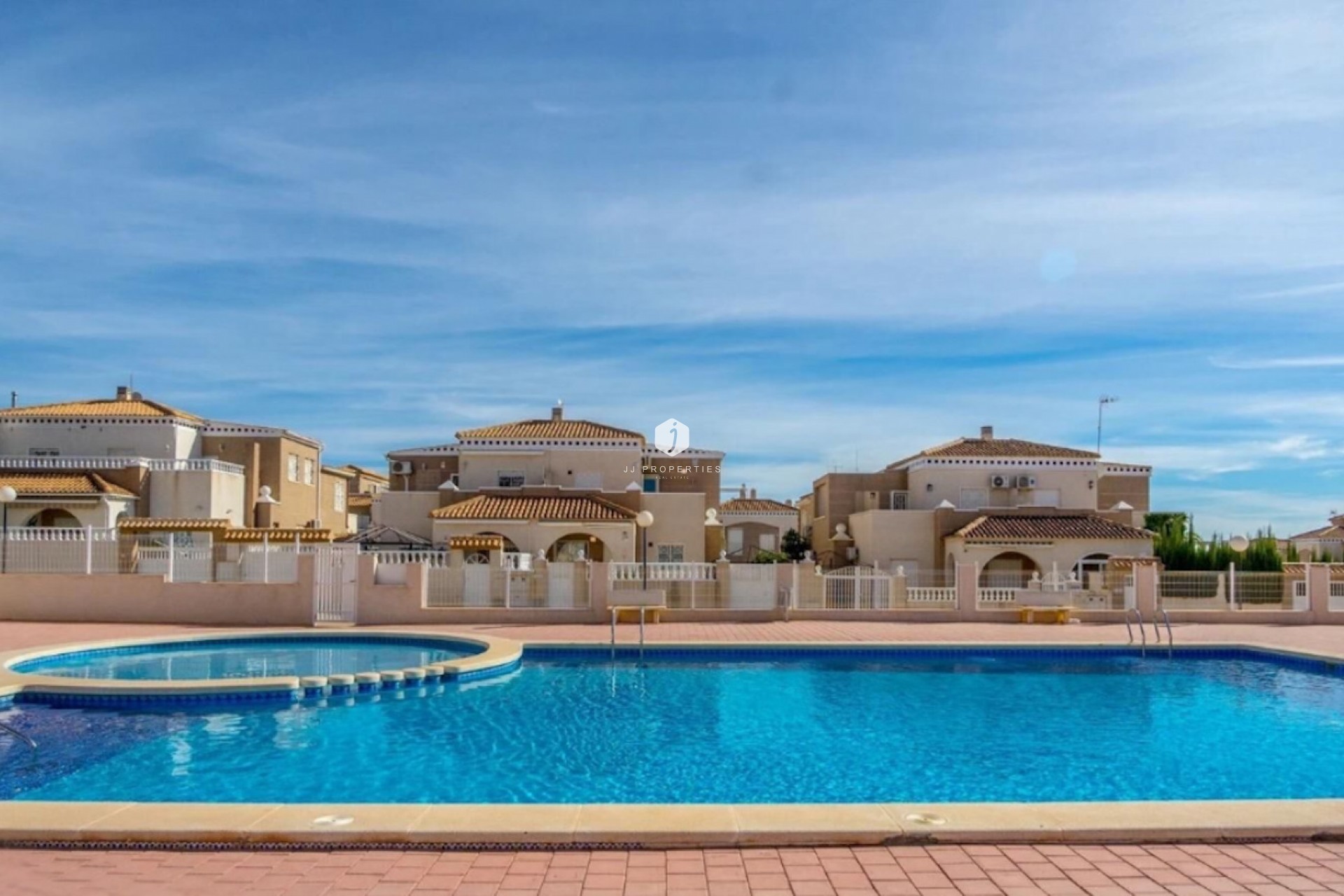 Tweedehands - Chalet -
Torrevieja - Costa Blanca