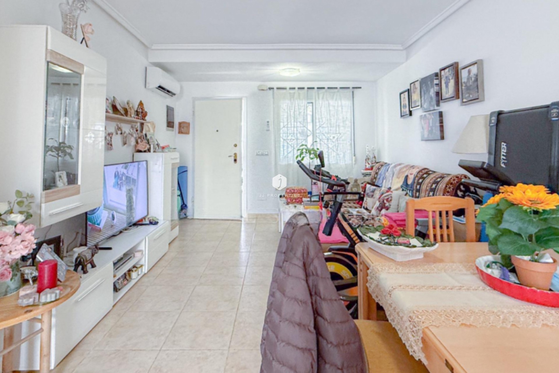 Tweedehands - Chalet -
Torrevieja - Costa Blanca