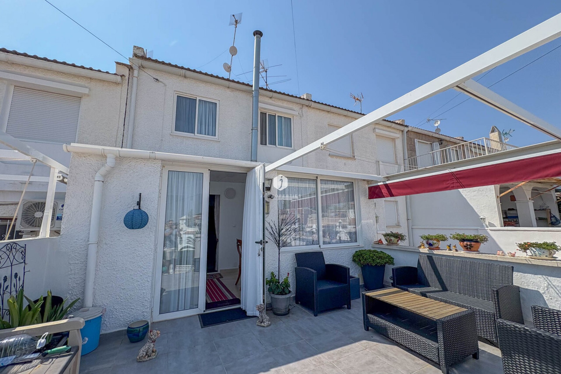 Tweedehands - Chalet -
Torrevieja - Costa Blanca