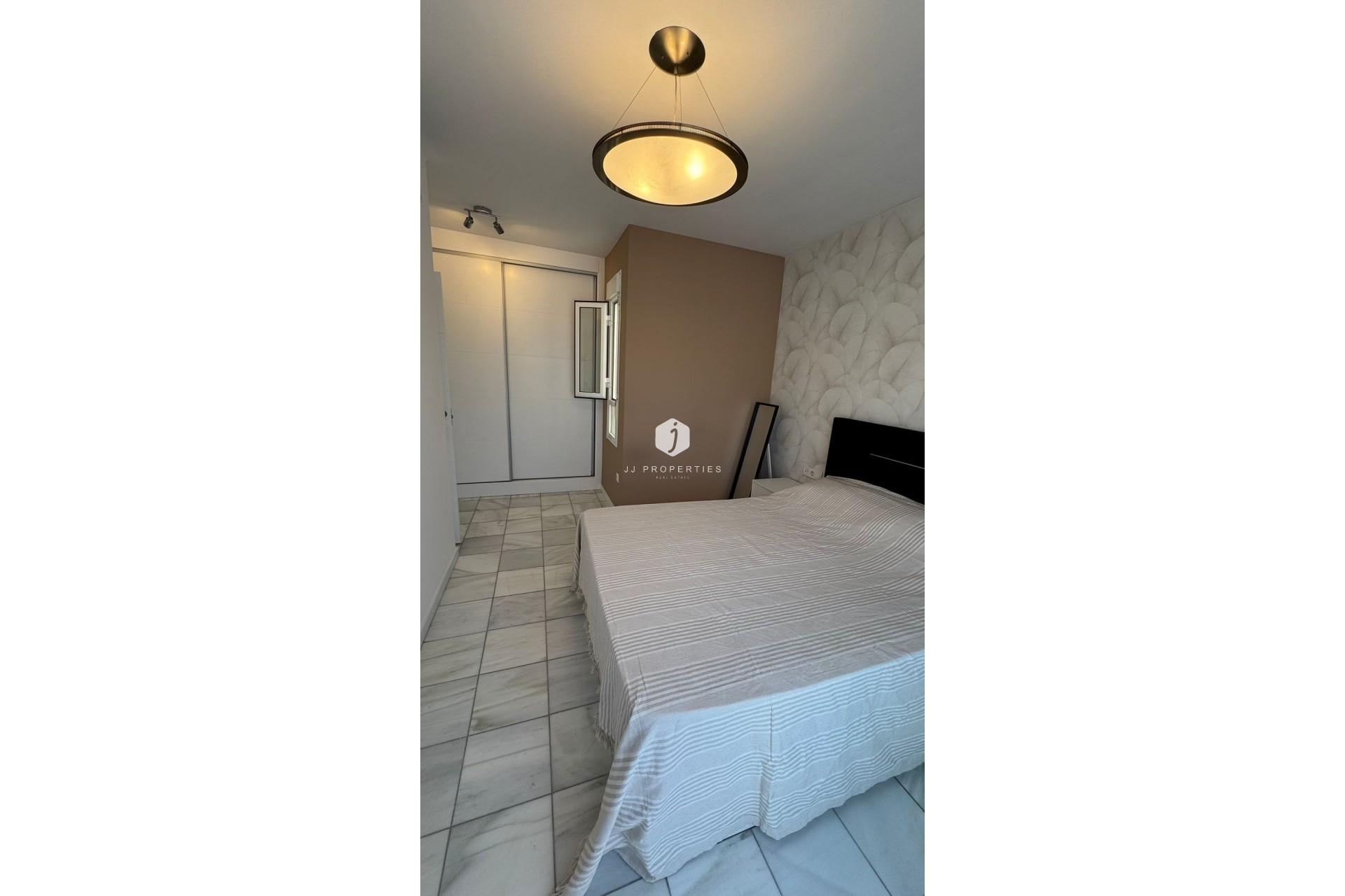 Tweedehands - Chalet -
Torrevieja - Costa Blanca