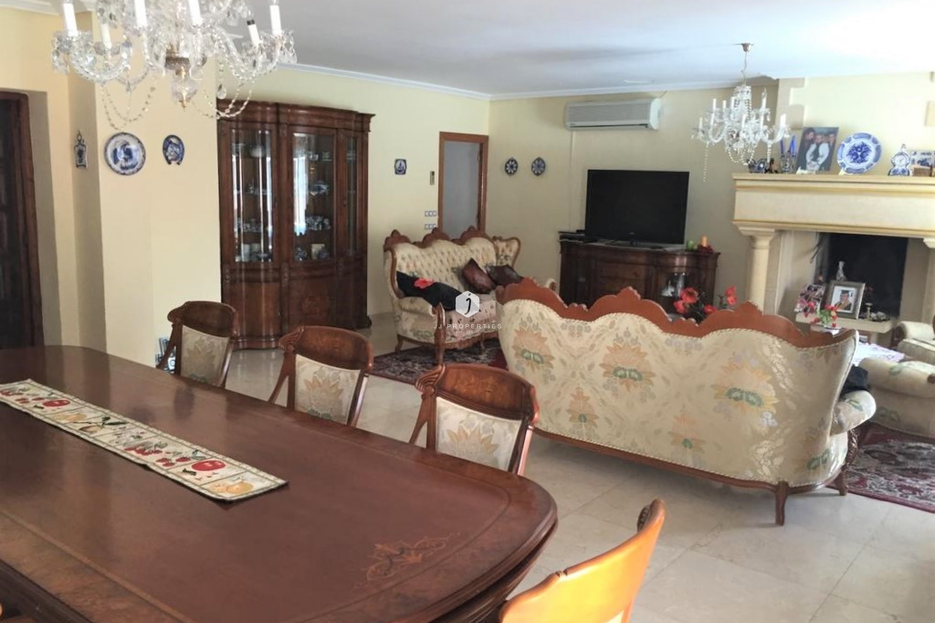 Tweedehands - Chalet -
Torrevieja - Costa Blanca