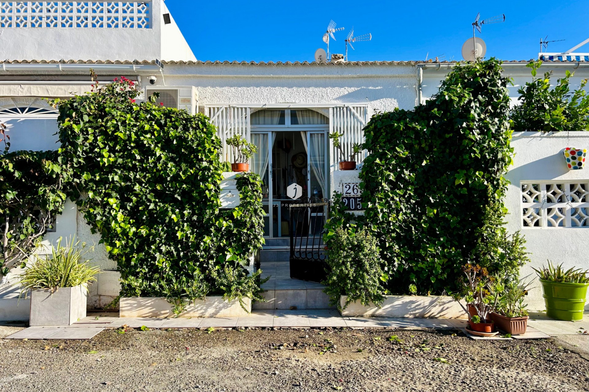 Tweedehands - Chalet -
Torrevieja - Costa Blanca