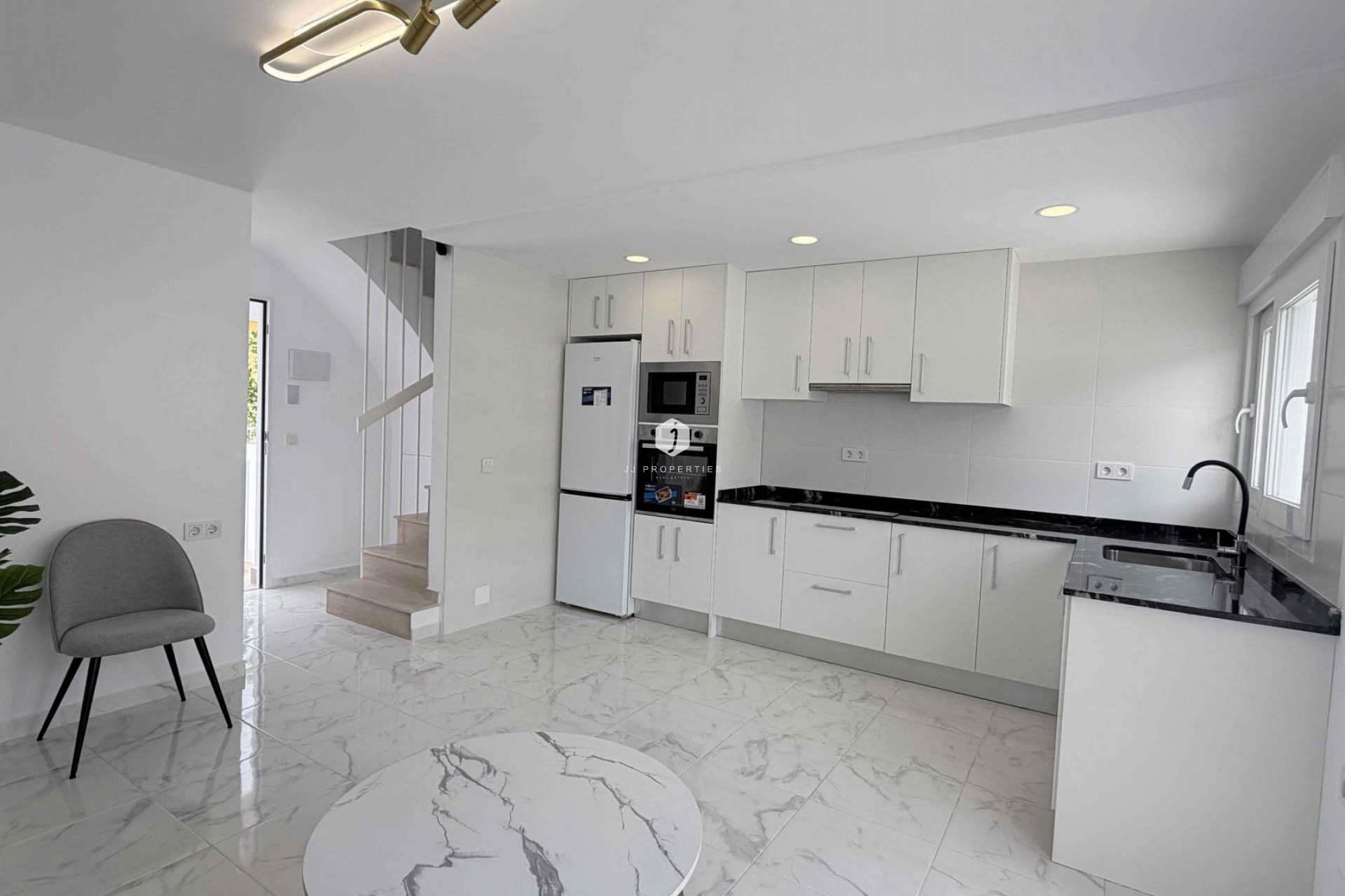 Tweedehands - Chalet -
Torrevieja - Costa Blanca