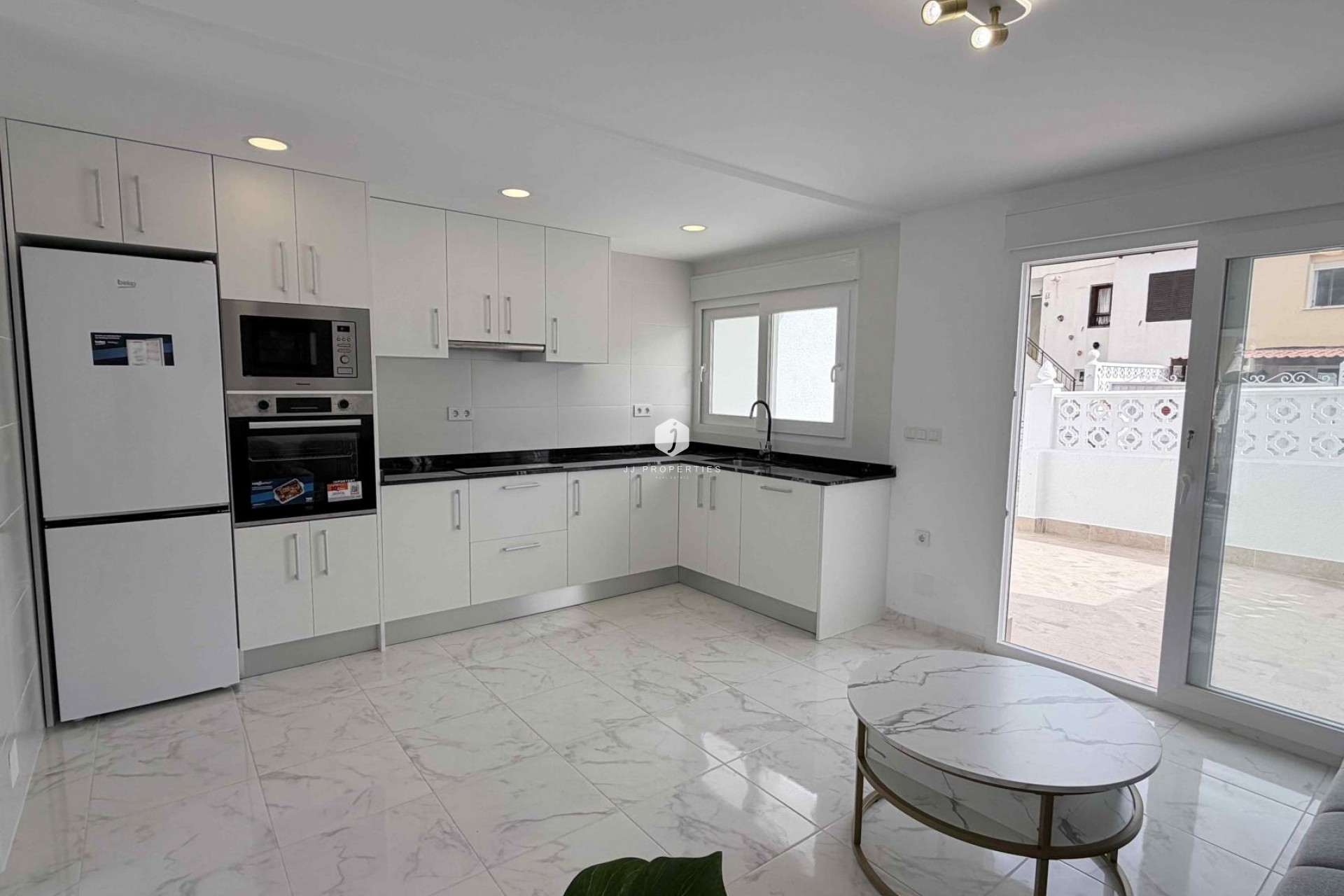 Tweedehands - Chalet -
Torrevieja - Costa Blanca