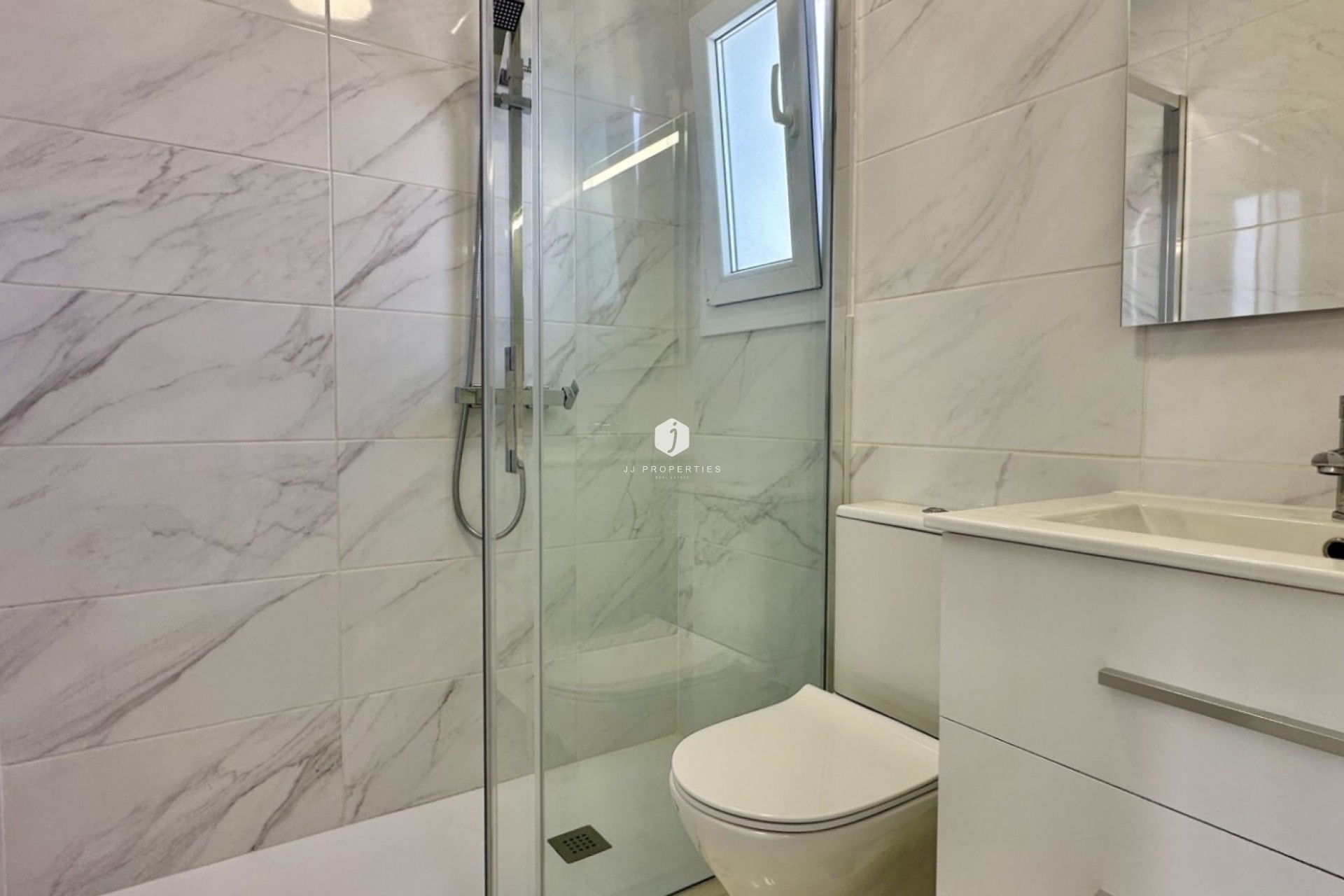 Tweedehands - Chalet -
Torrevieja - Costa Blanca