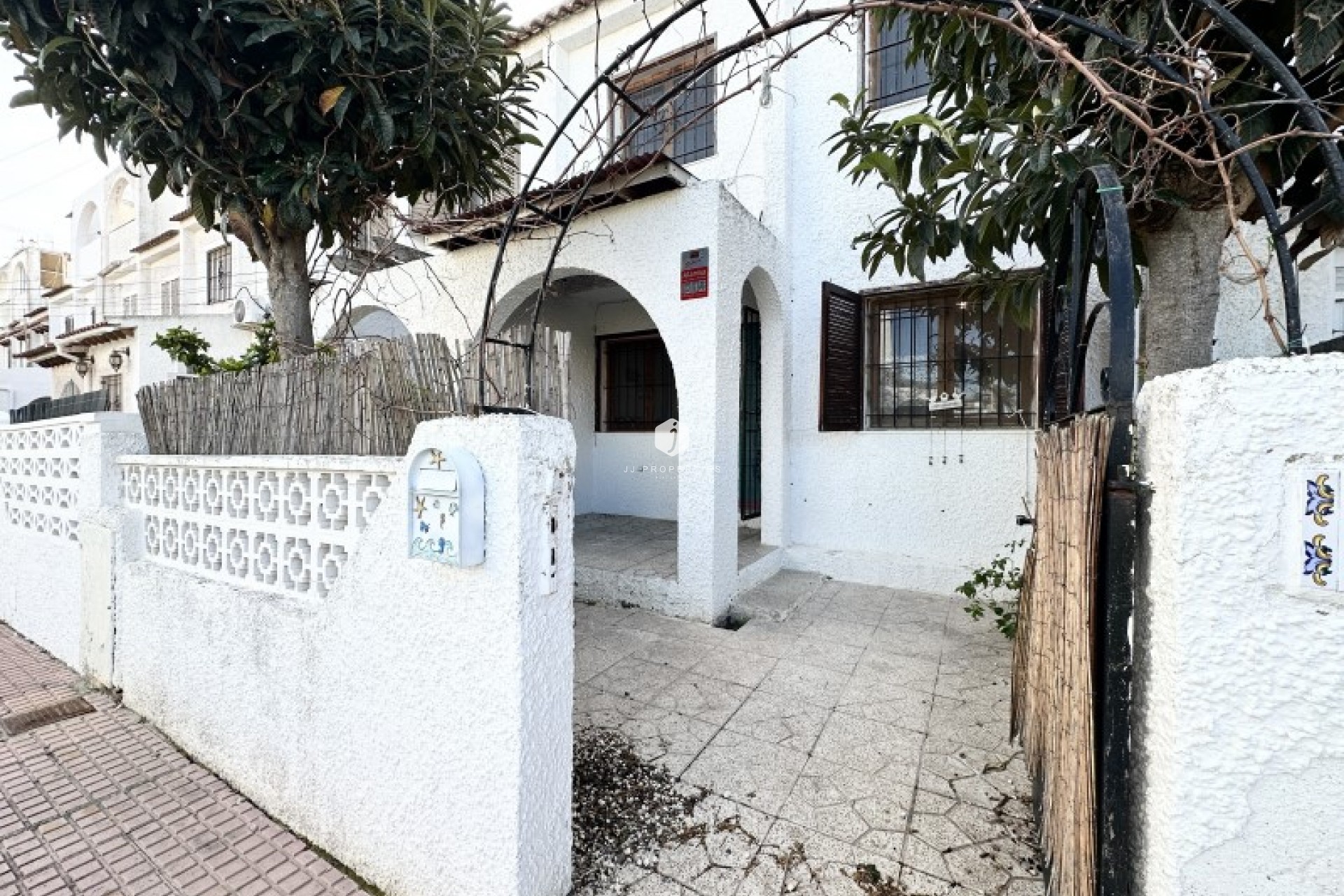 Tweedehands - Chalet -
Torrevieja - Costa Blanca