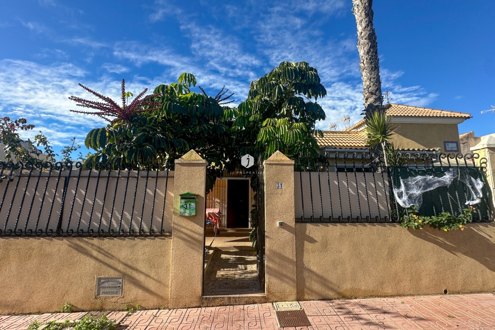 Tweedehands - Chalet -
Torrevieja - Costa Blanca