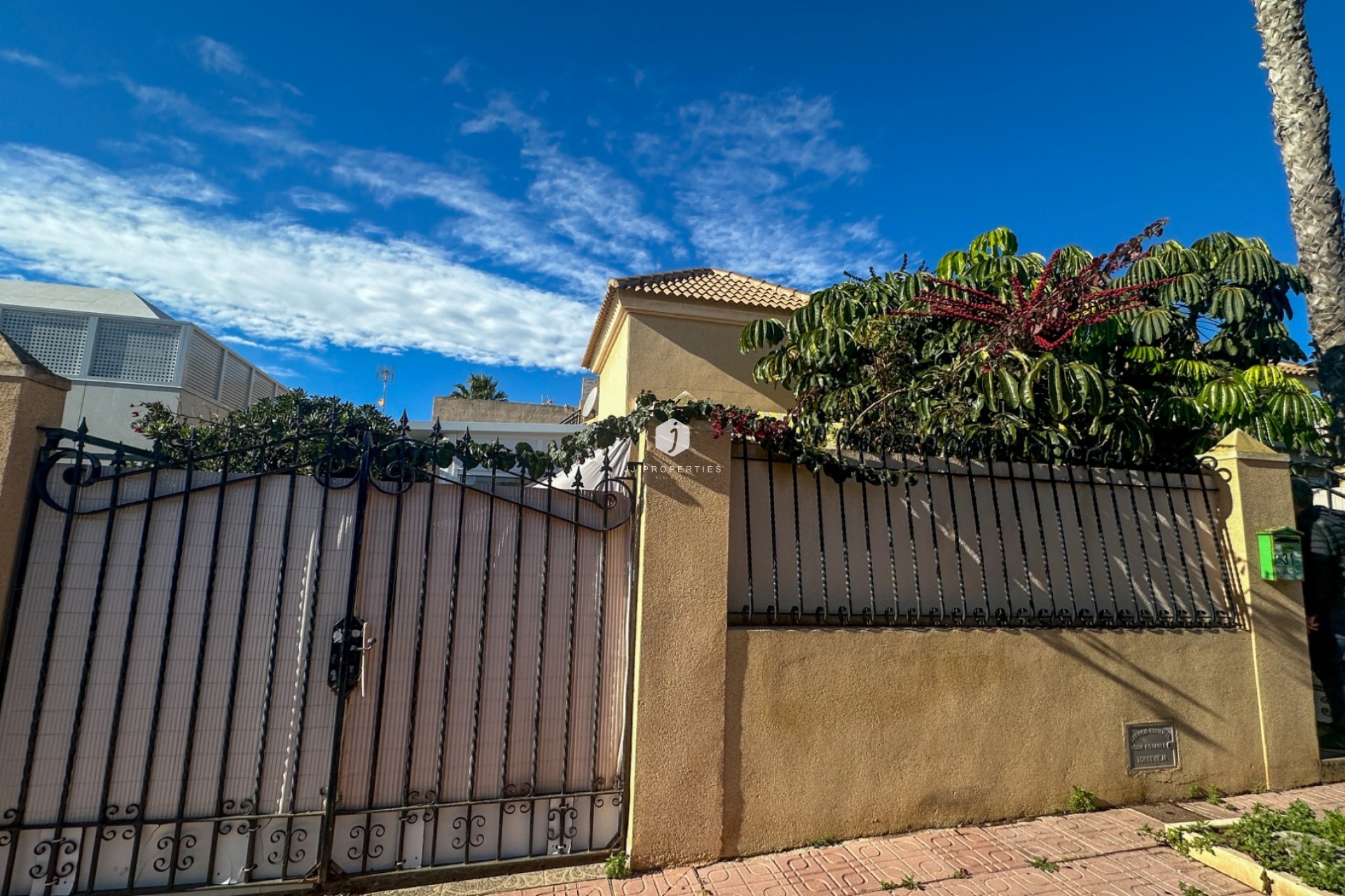 Tweedehands - Chalet -
Torrevieja - Costa Blanca