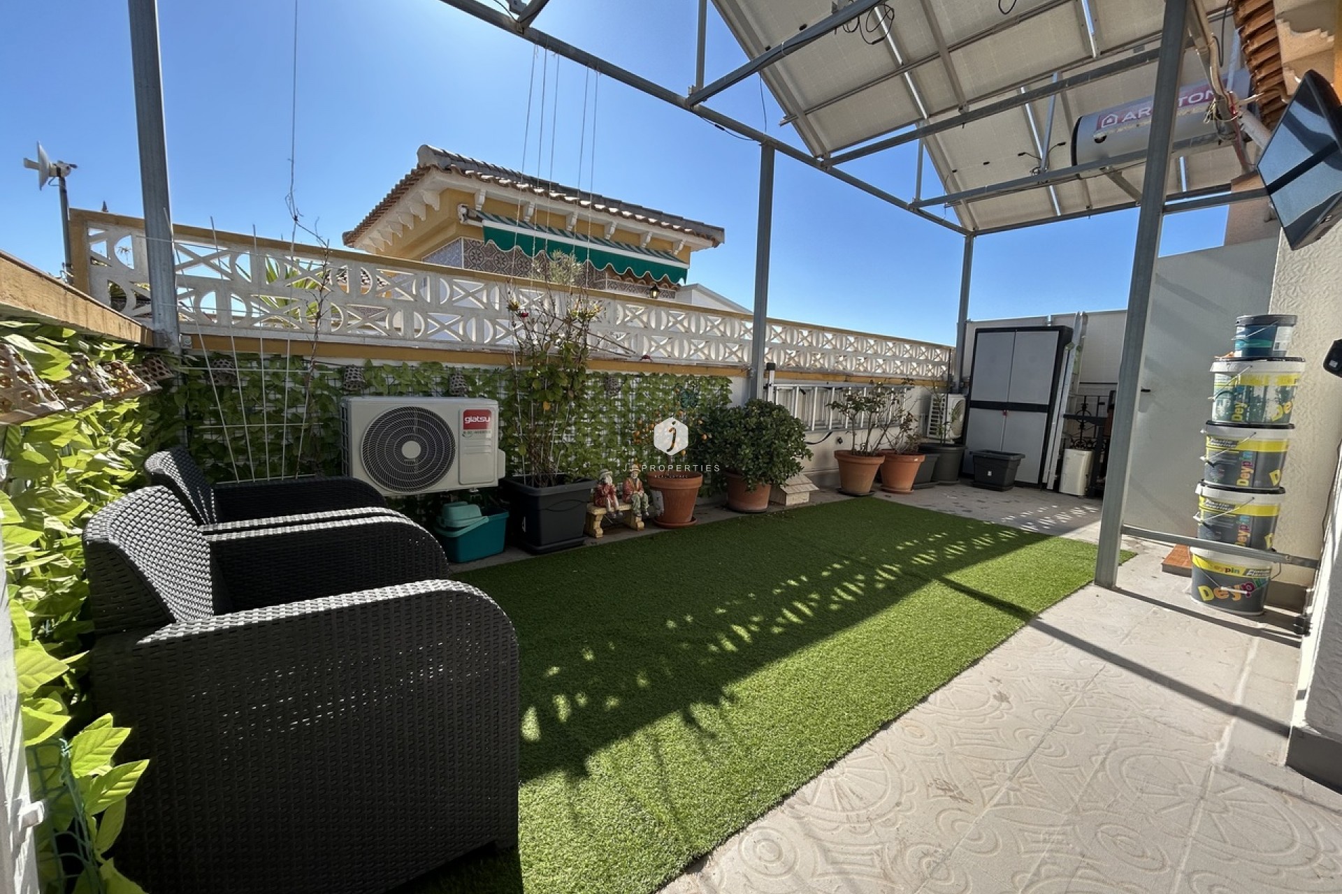 Tweedehands - Chalet -
Torrevieja - Costa Blanca
