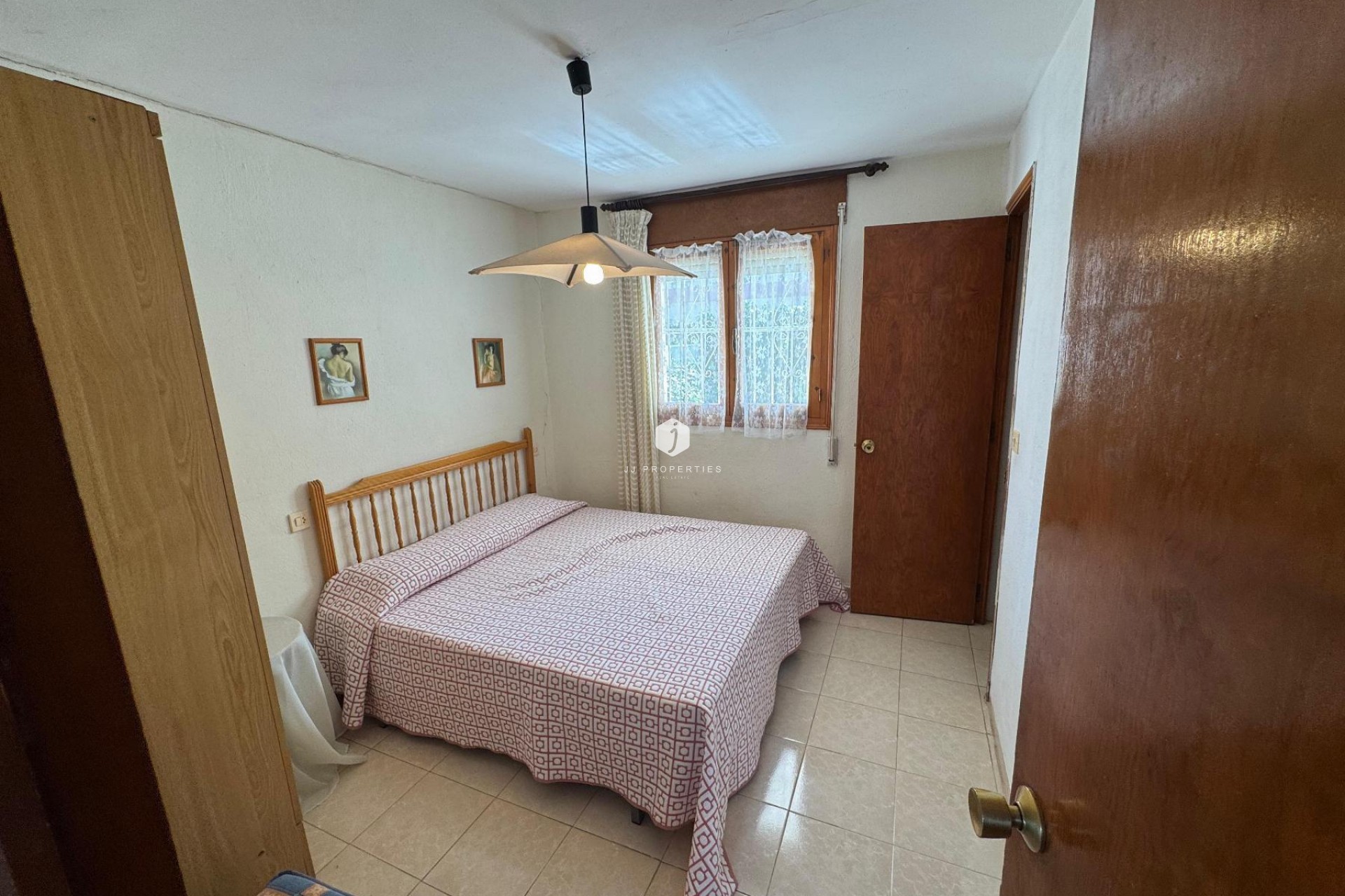 Tweedehands - Chalet -
Torrevieja - Costa Blanca