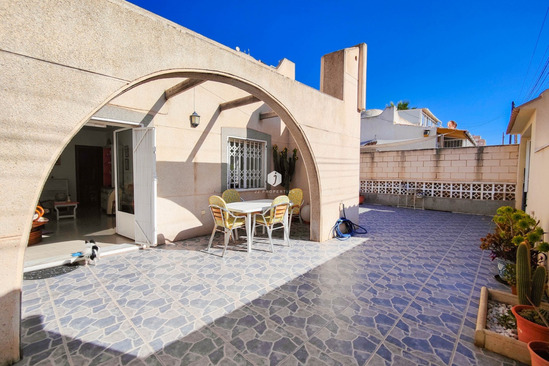 Tweedehands - Chalet -
Torrevieja - Costa Blanca