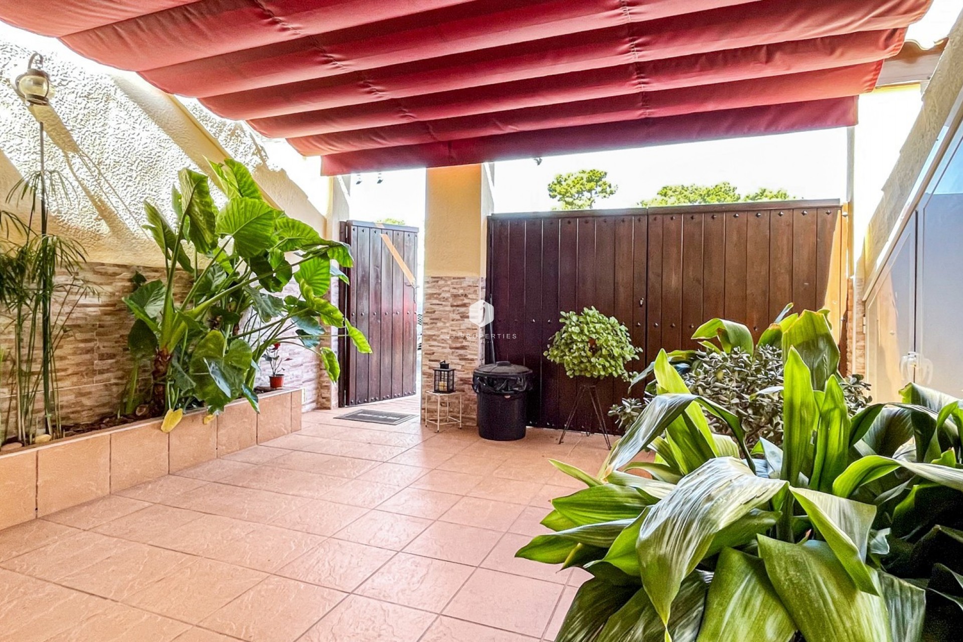Tweedehands - Chalet -
Torrevieja - Costa Blanca