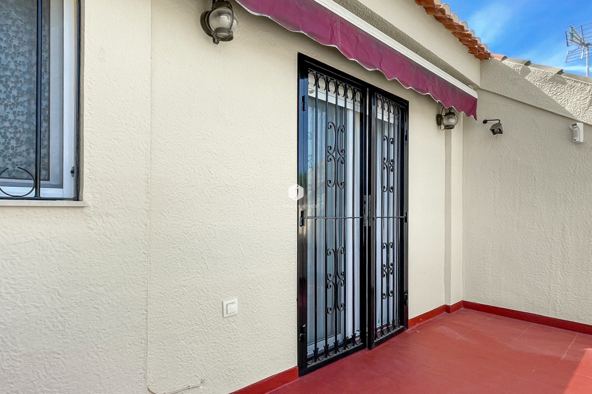 Tweedehands - Chalet -
Torrevieja - Costa Blanca