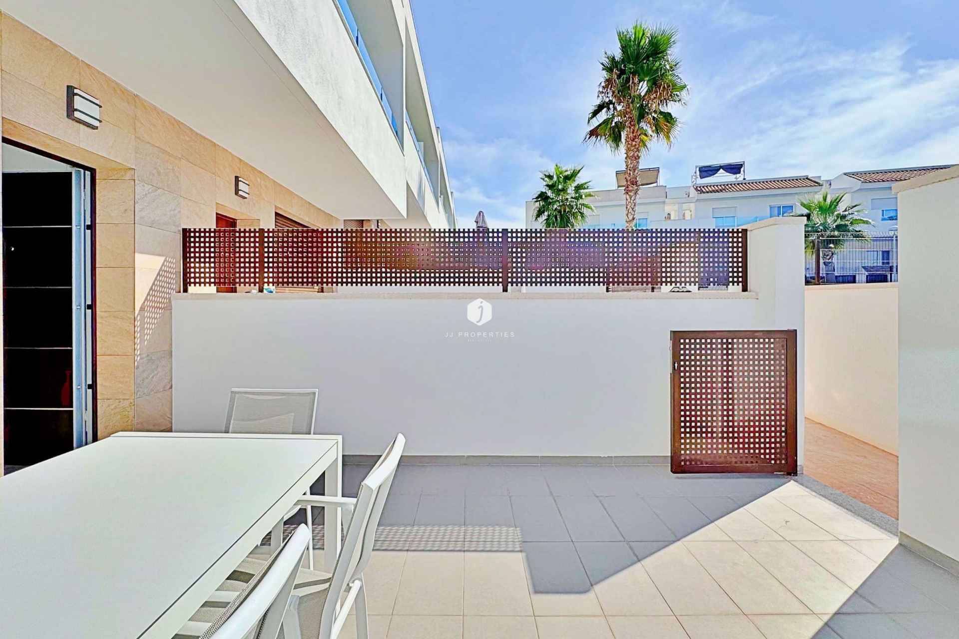 Tweedehands - Chalet -
Torrevieja - Costa Blanca