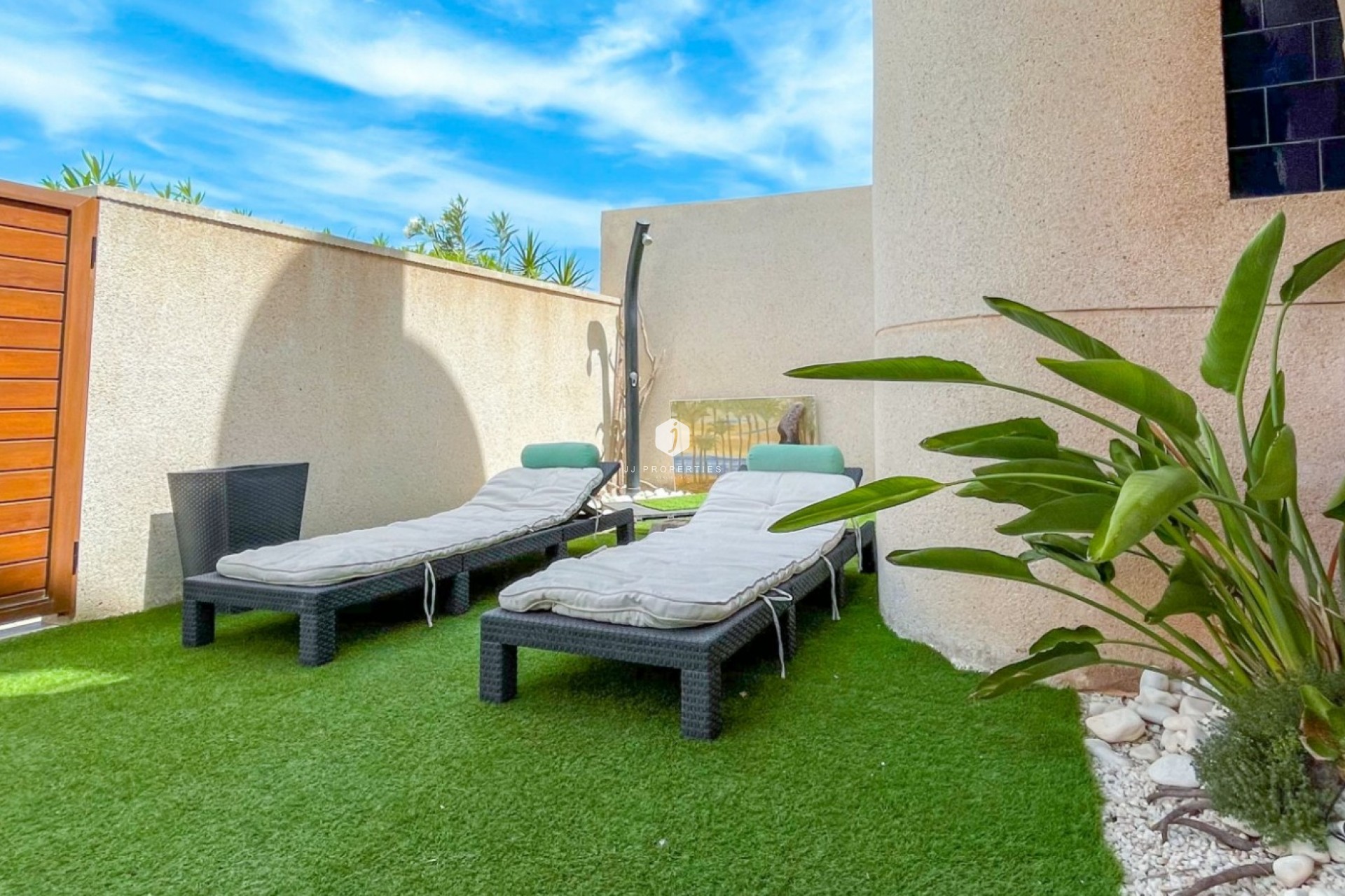 Tweedehands - Chalet -
Torrevieja - Costa Blanca