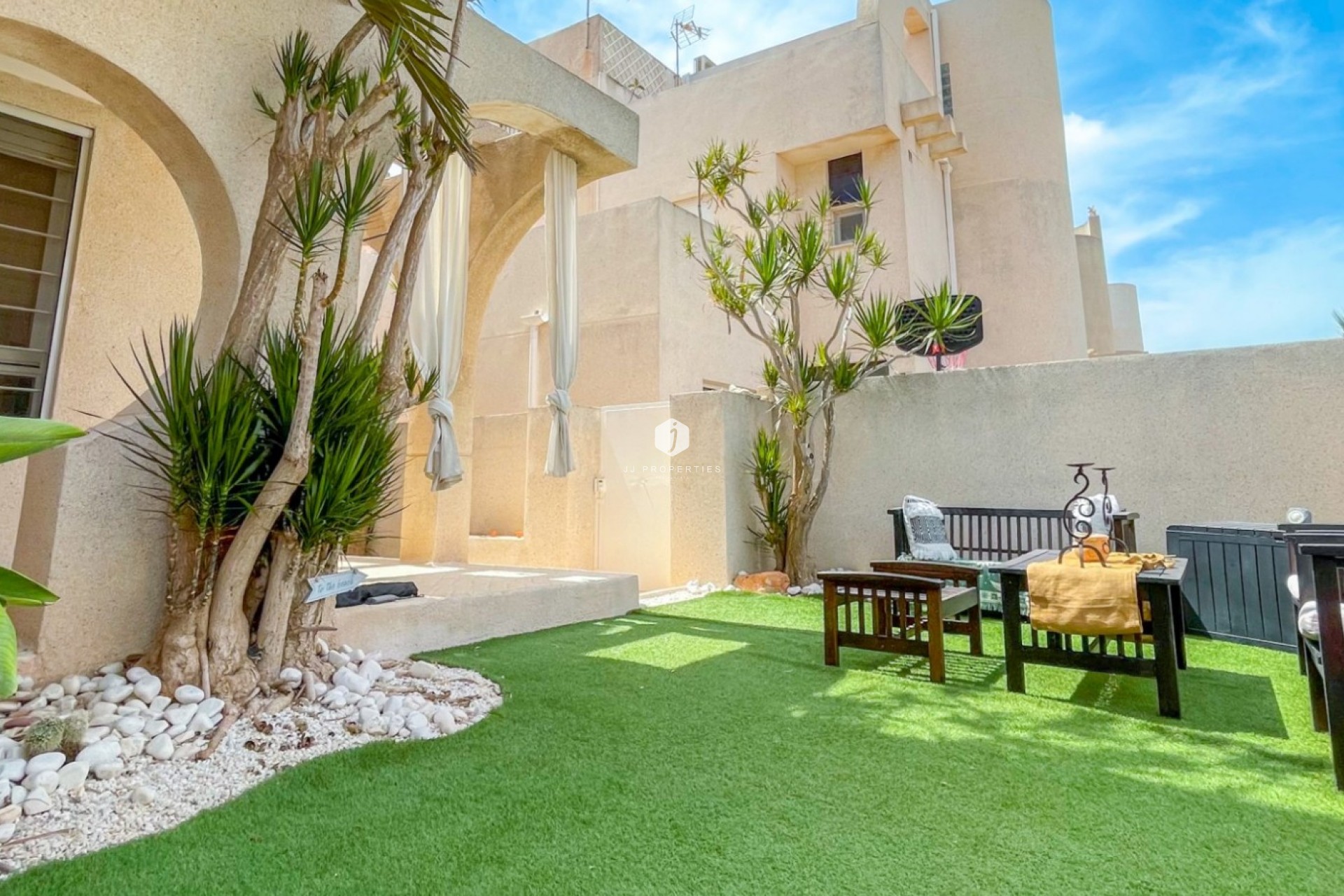 Tweedehands - Chalet -
Torrevieja - Costa Blanca