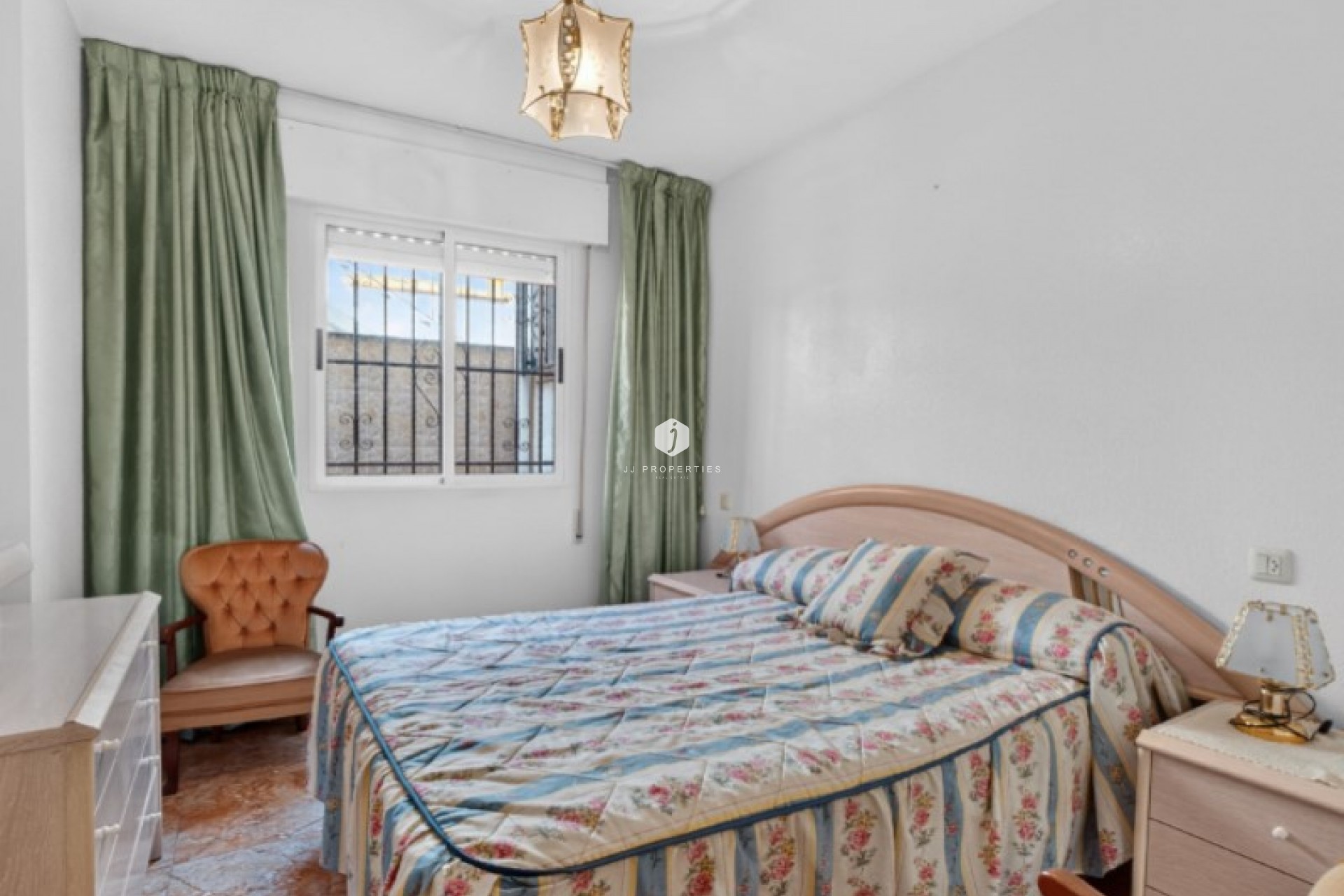 Tweedehands - Chalet -
Torrevieja - Costa Blanca