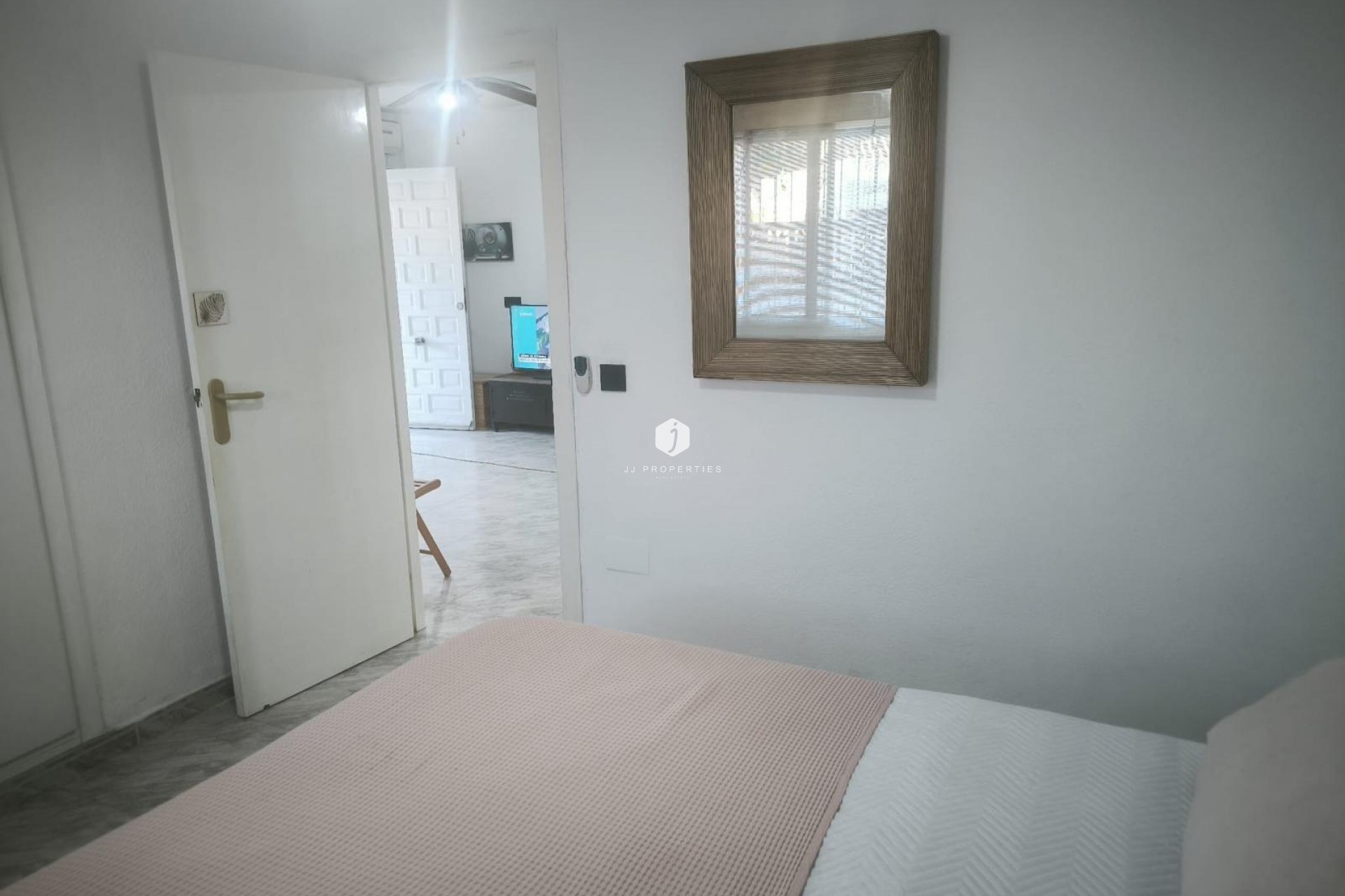 Tweedehands - Chalet -
Torrevieja - Doña ines