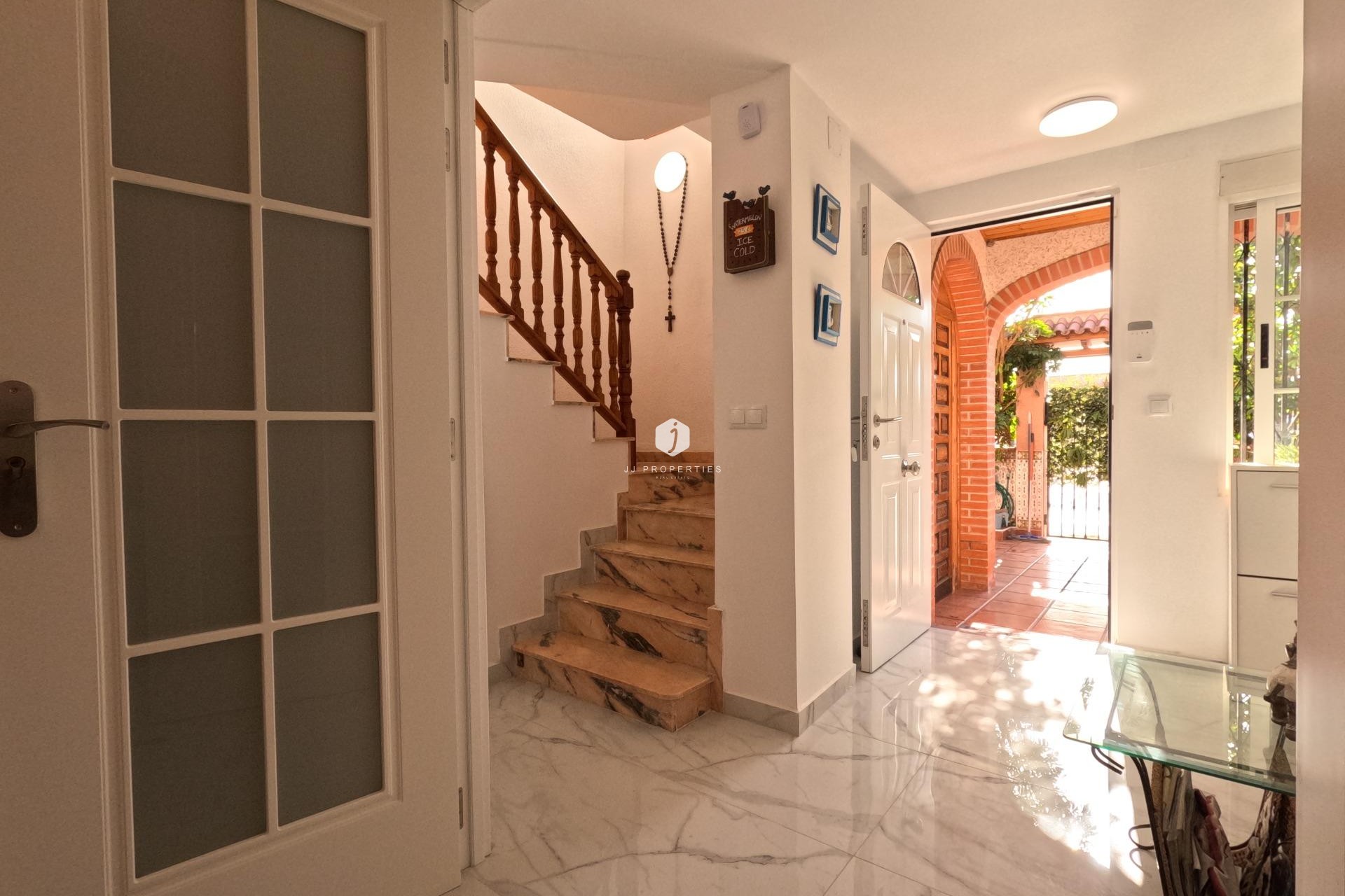 Tweedehands - Chalet -
Torrevieja - El Acequión - Los Náufragos