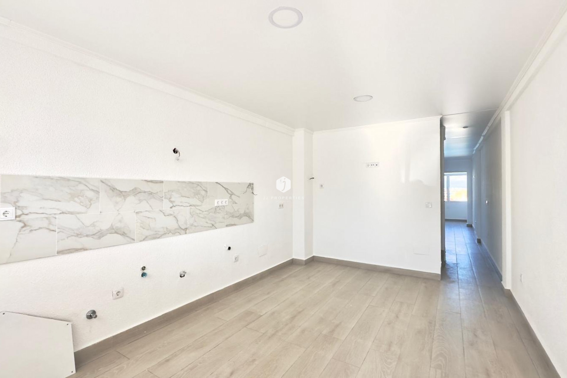 Tweedehands - Chalet -
Torrevieja - La Mata