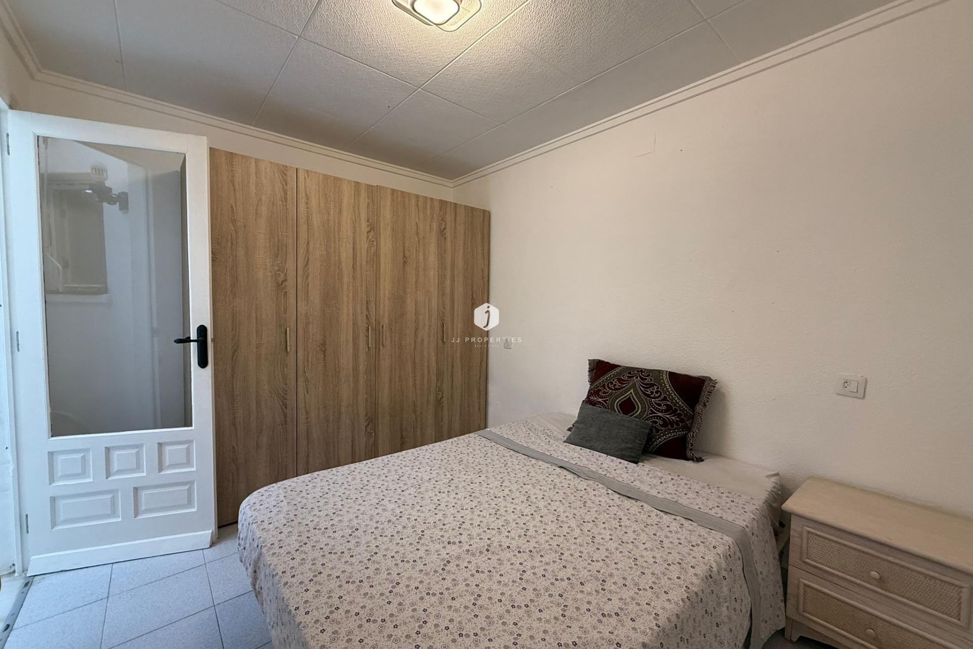 Tweedehands - Chalet -
Torrevieja - La Siesta - El Salado - Torreta